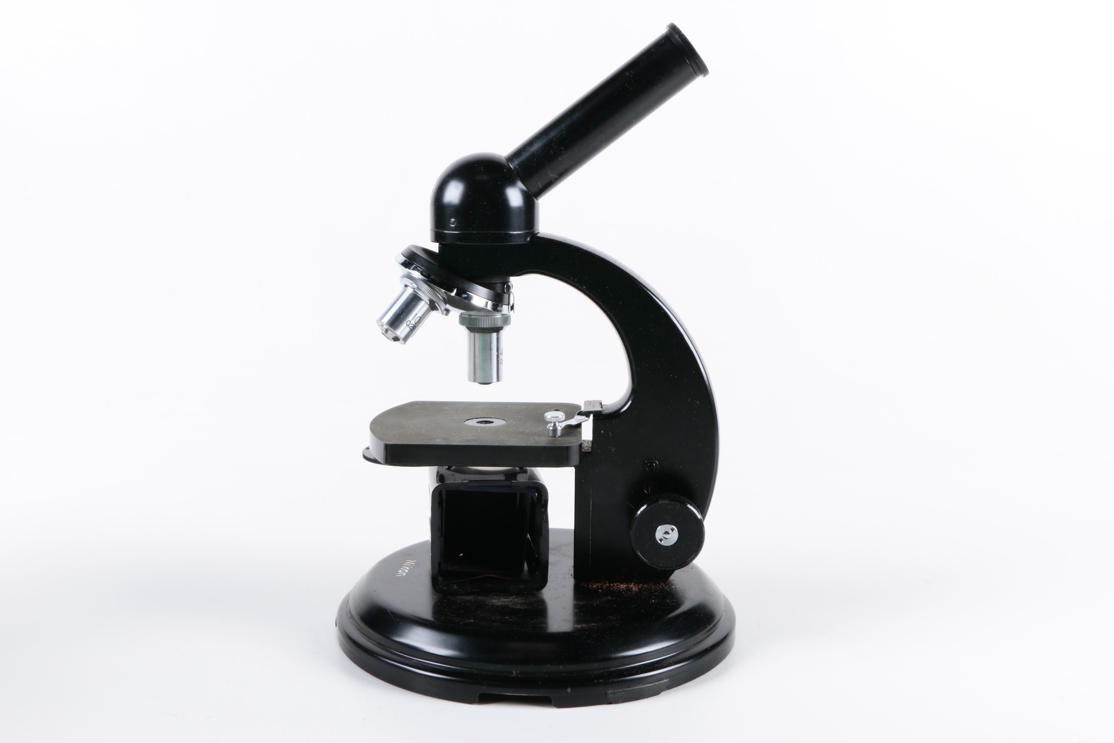 Microscope