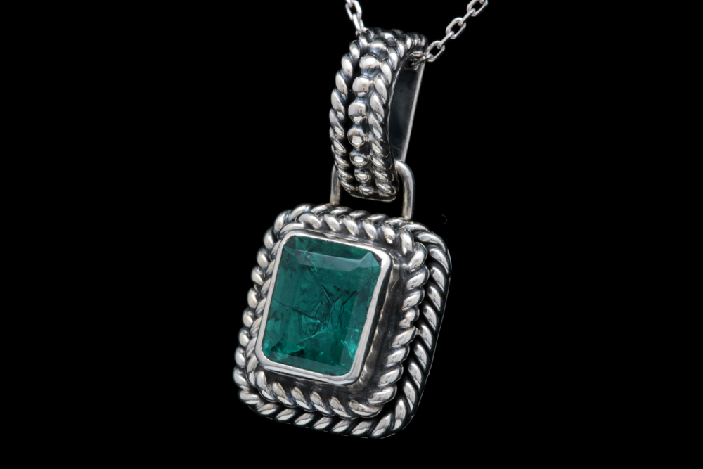 Sterling Silver and Green Quartz Pendant with Chain