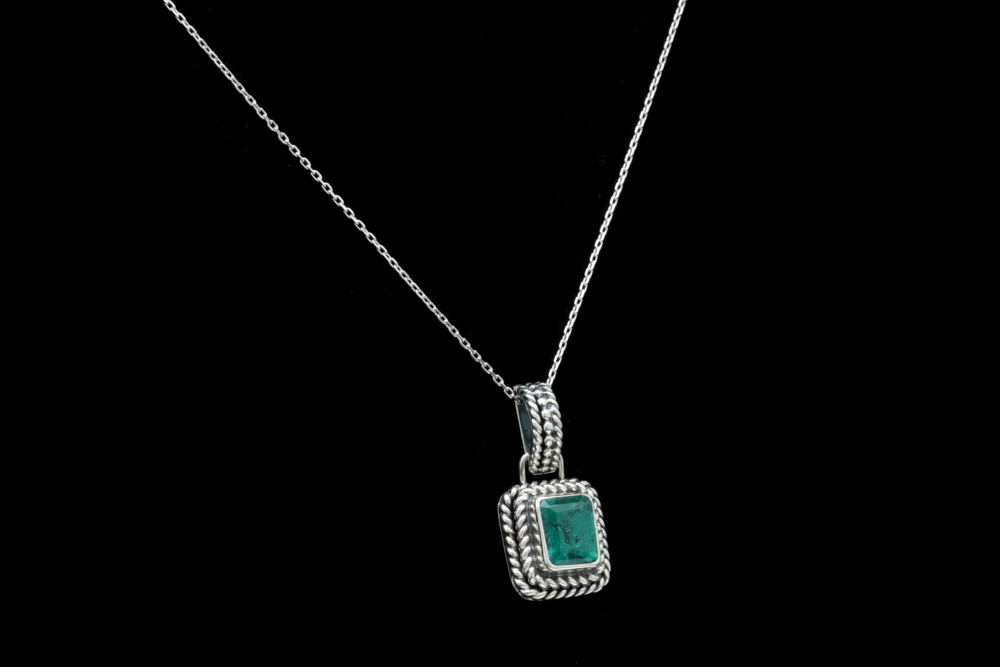 Sterling Silver and Green Quartz Pendant with Chain