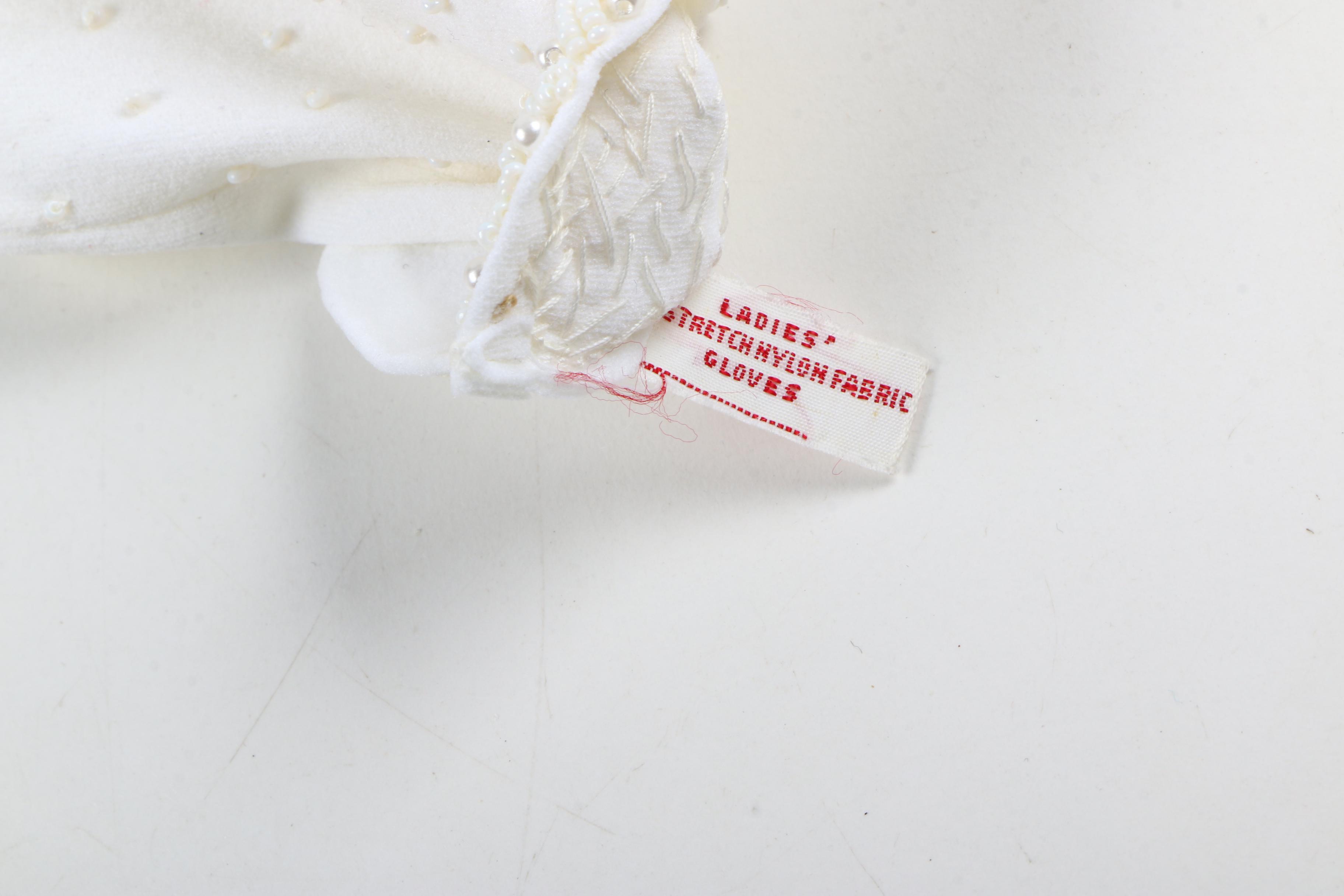 Women's Vintage Gloves Including Leather