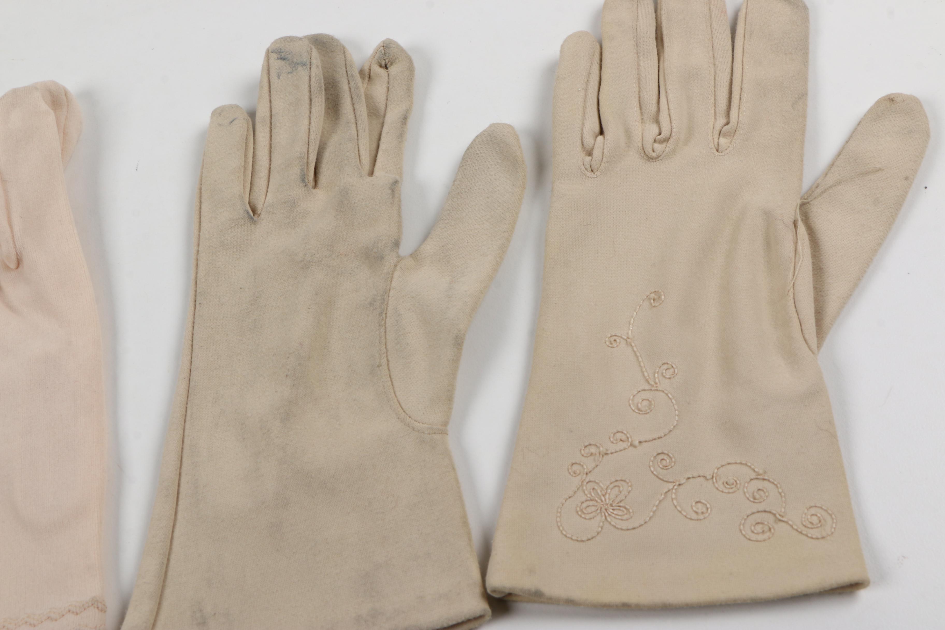 Women's Vintage Gloves Including Leather