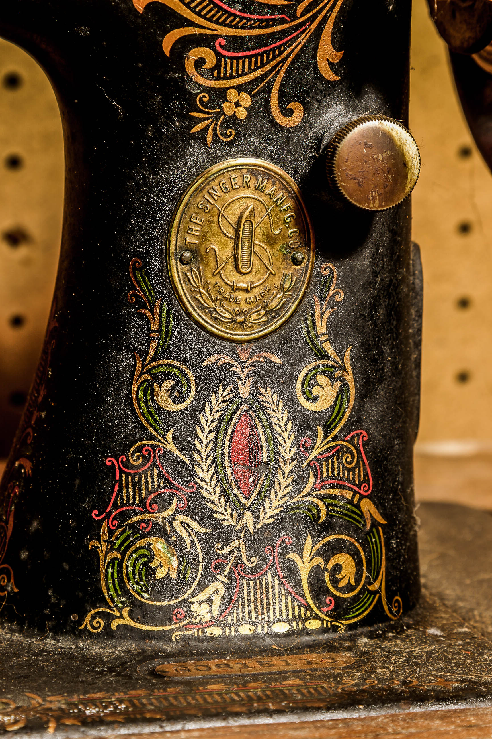 Vintage Singer Treadle Sewing Machine and Desk