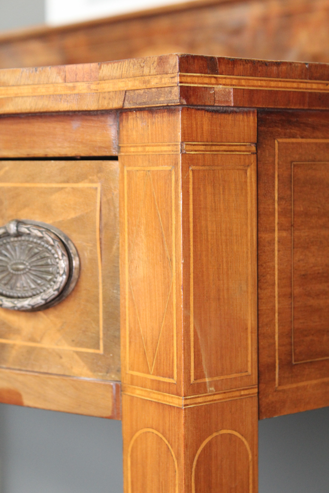 Vintage Hepplewhite Style Inlaid Mahogany Server