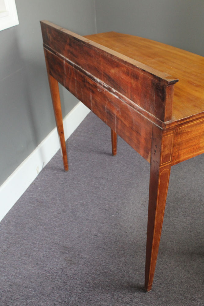 Vintage Hepplewhite Style Inlaid Mahogany Server