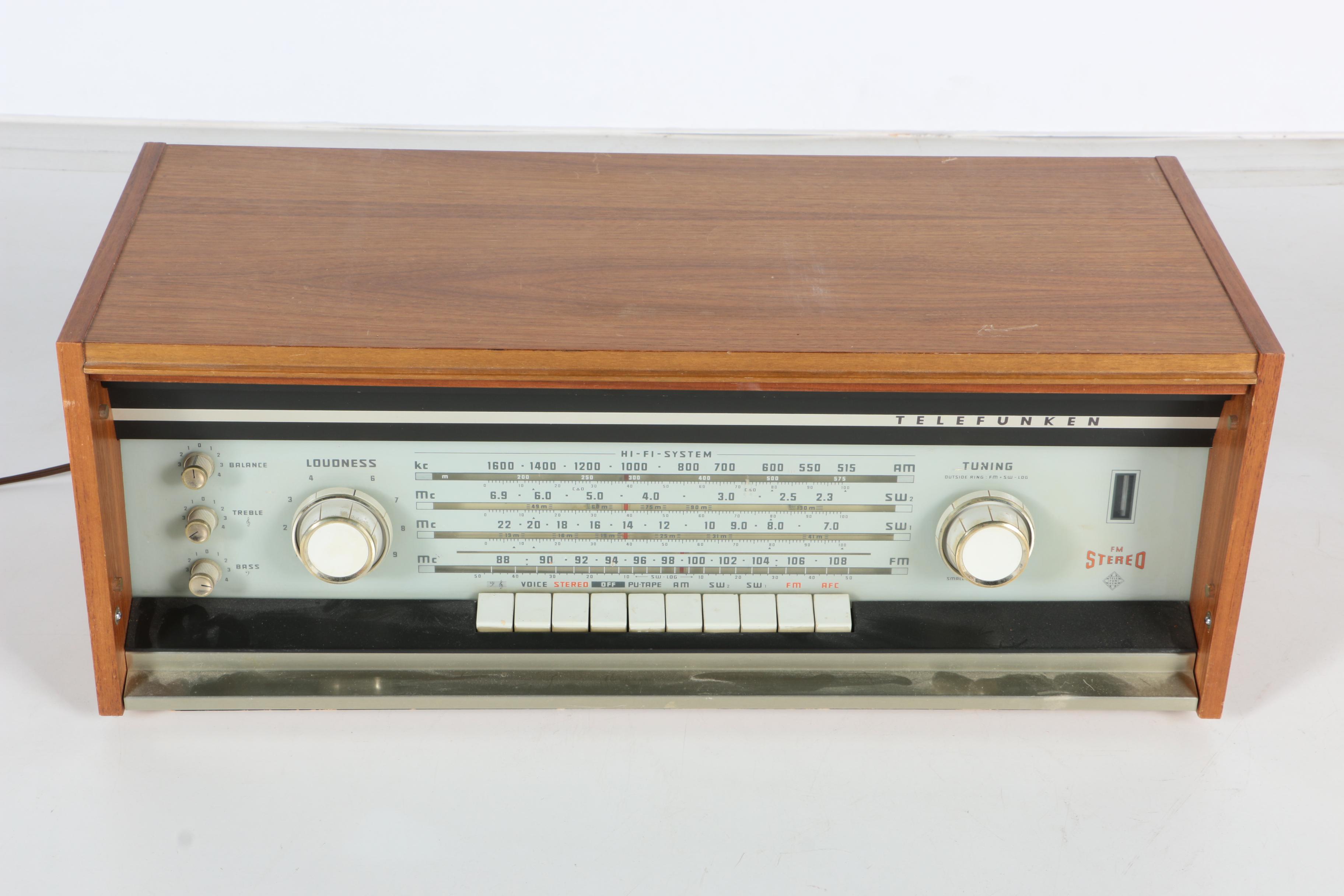 Telefunken De Luxe Record Player and Opus 5550 MX Receiver