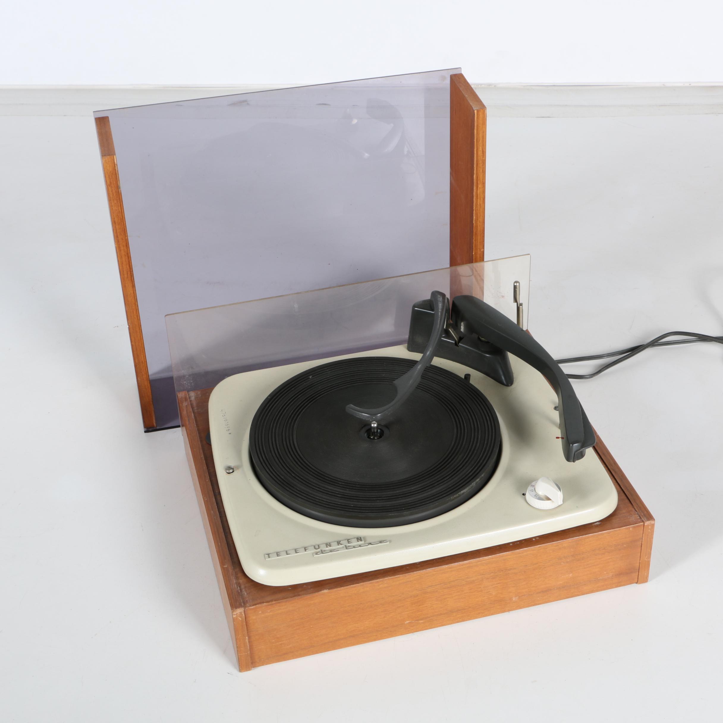 Telefunken De Luxe Record Player and Opus 5550 MX Receiver