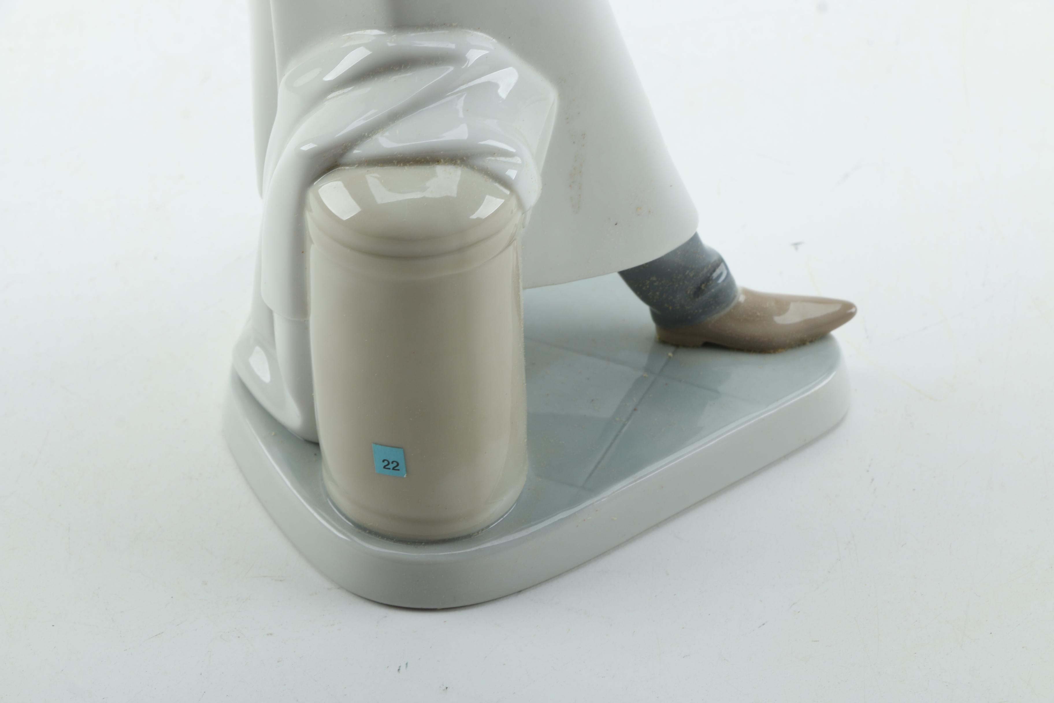 Lladró "Doctor" Figurine