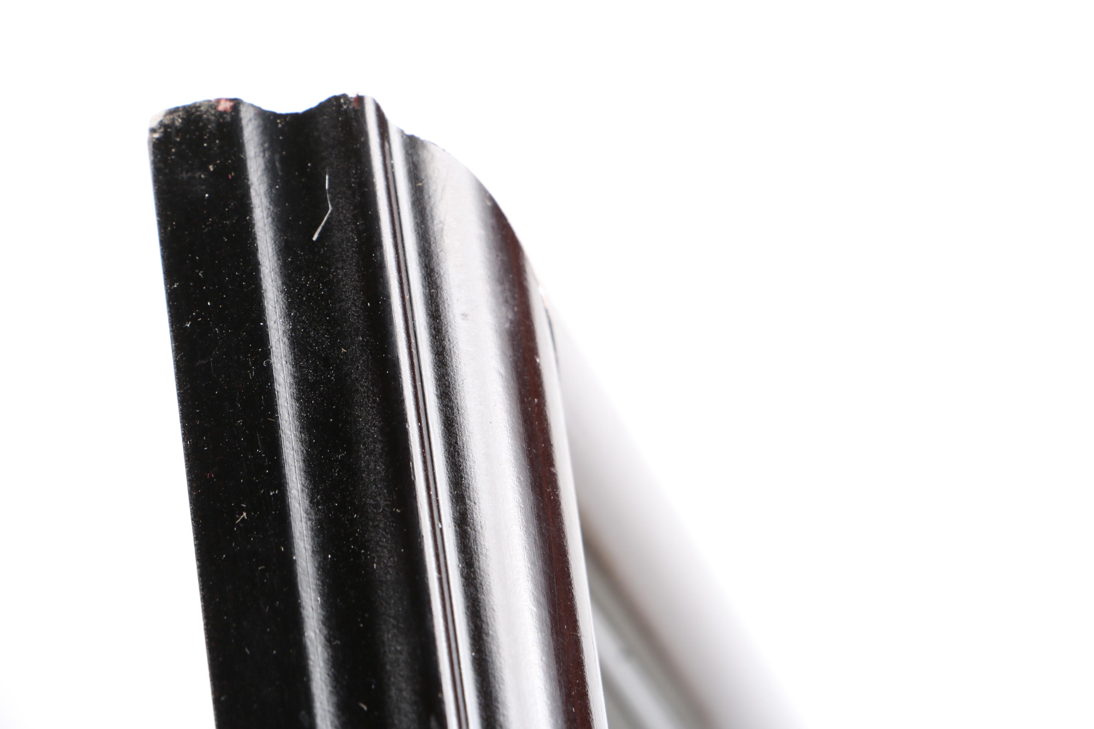 Embroideries of East Asian Women