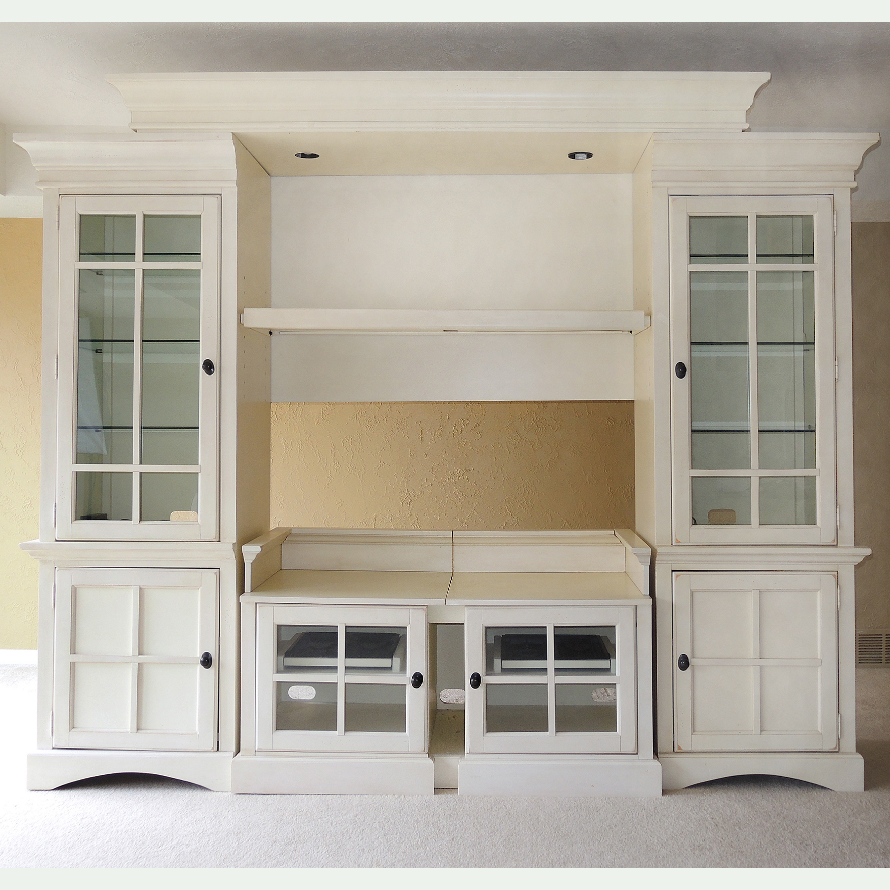 FRONTGATE Modular Entertainment Center