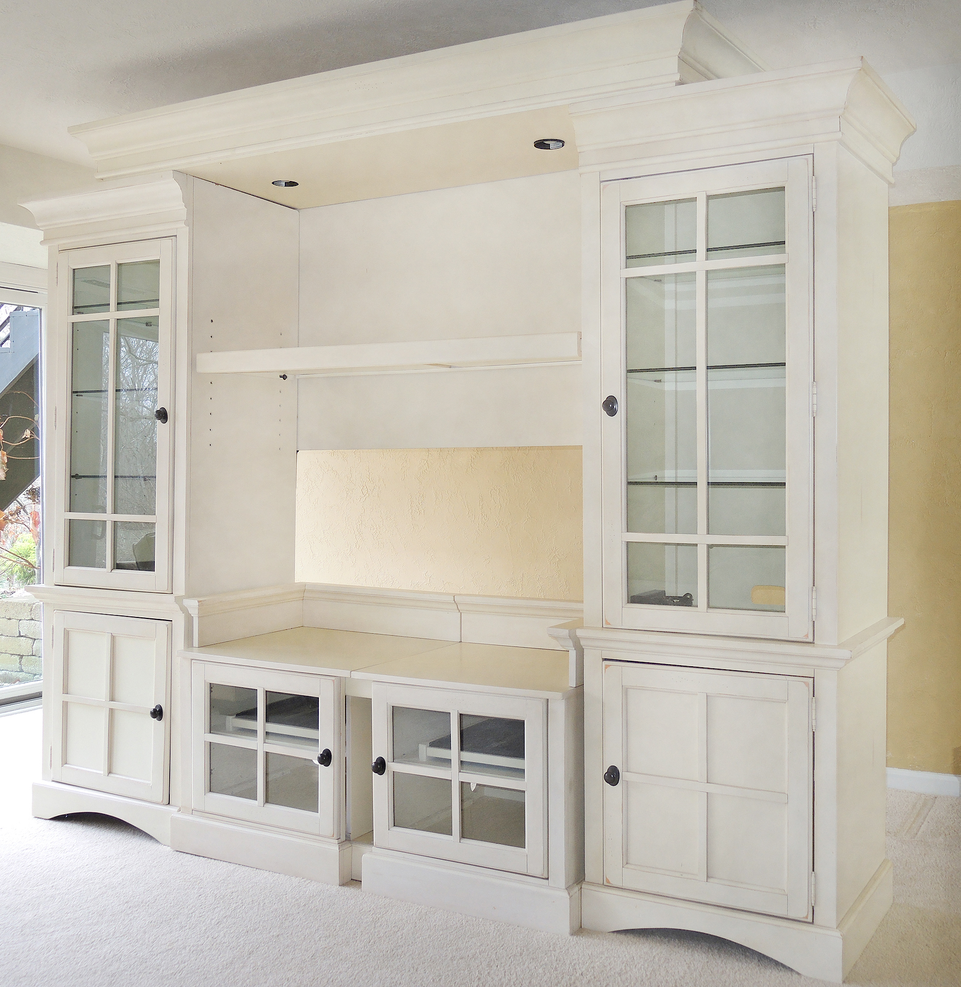 FRONTGATE Modular Entertainment Center
