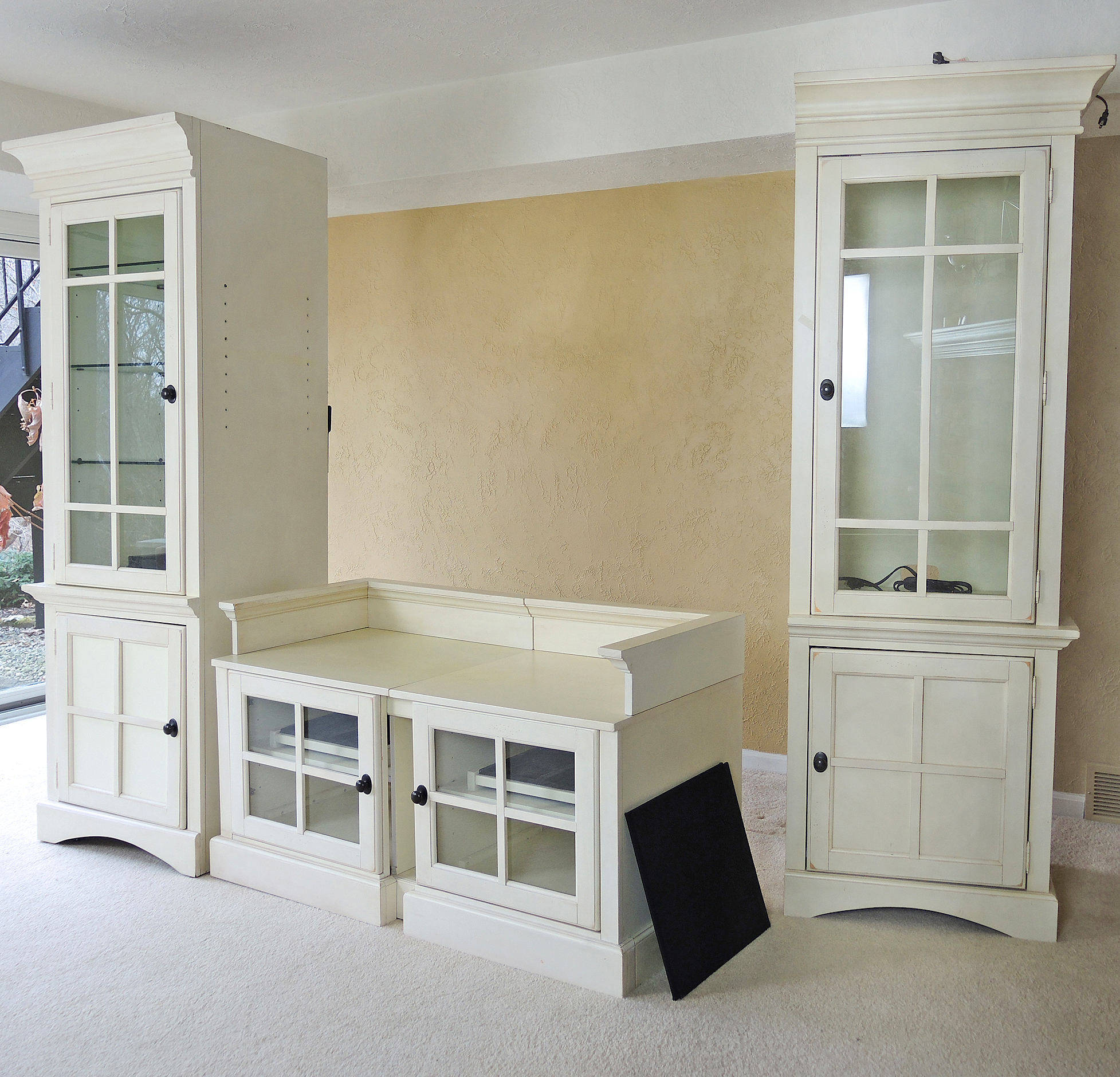 FRONTGATE Modular Entertainment Center