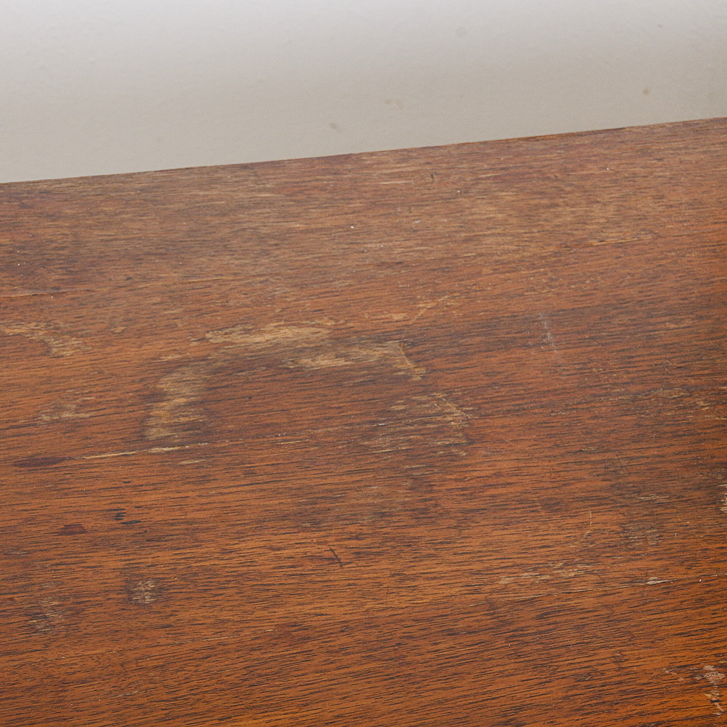 Vintage Singer Sewing Machine and Wood Cabinet