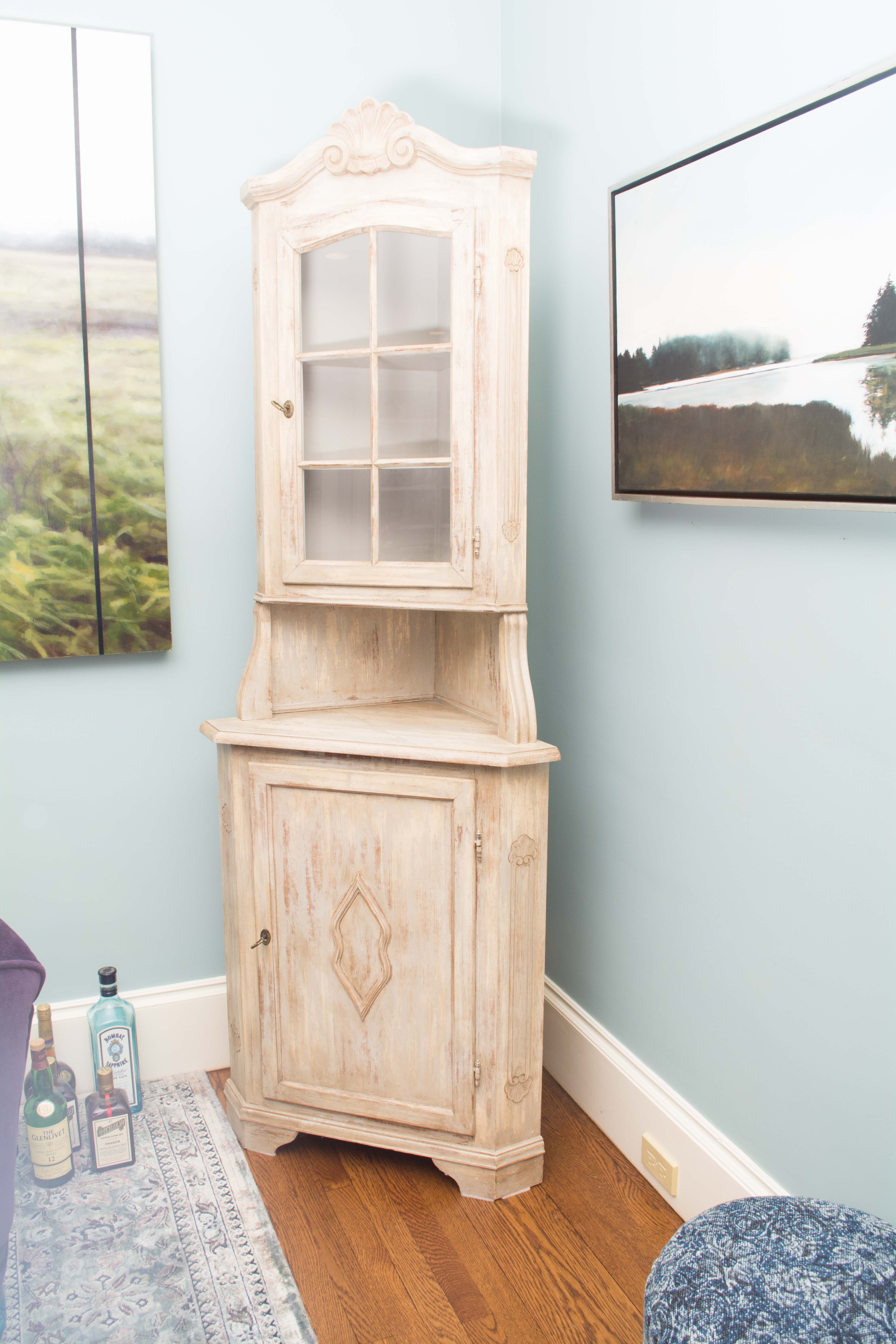 French Provincial Style Corner Cabinet EBTH