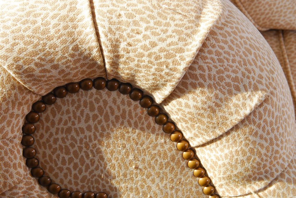 Tufted Corner Chair with Ottoman