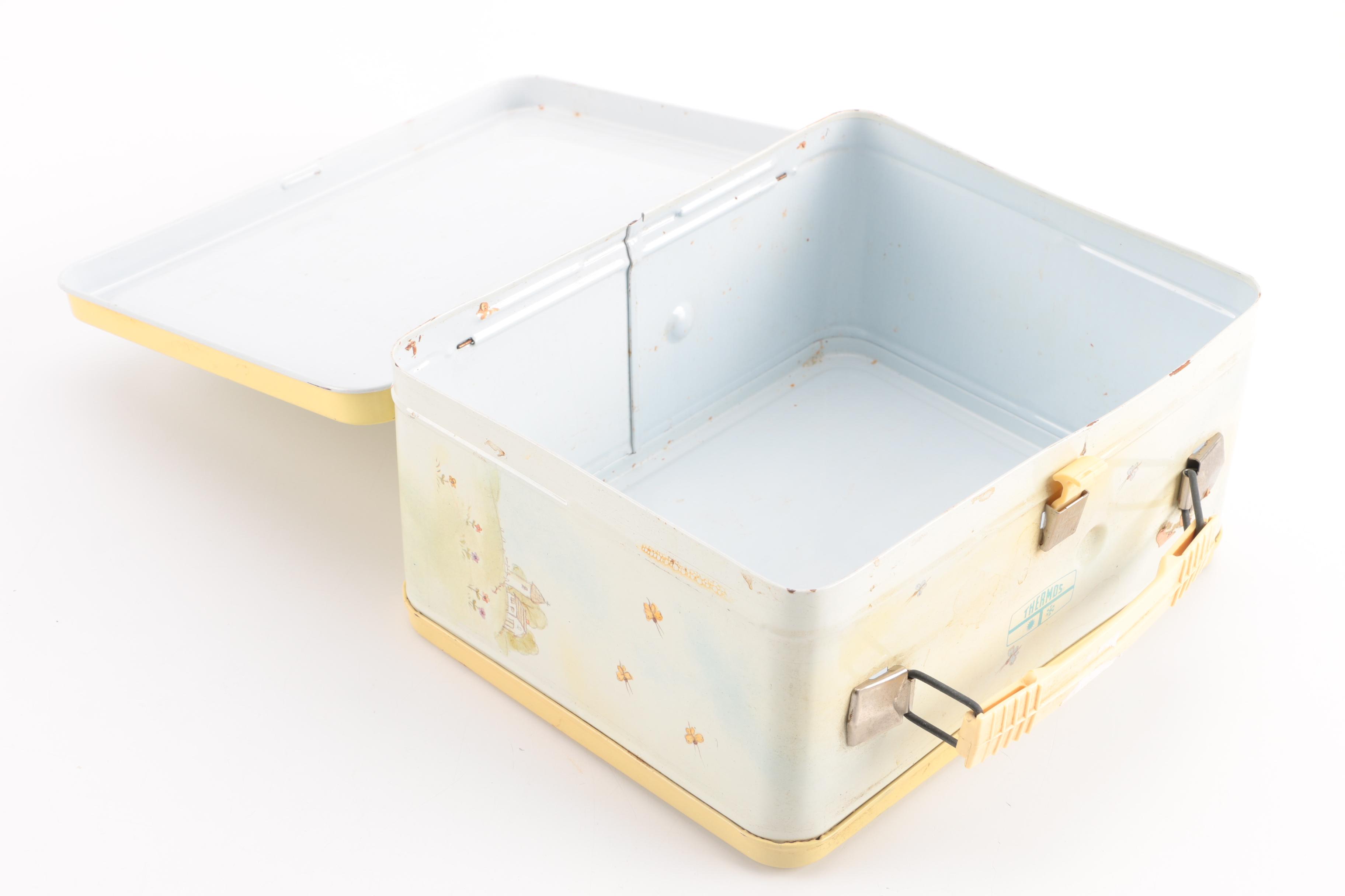 Vintage Hallmark Keepsakes Including Wall Hangings and Greeting Cards