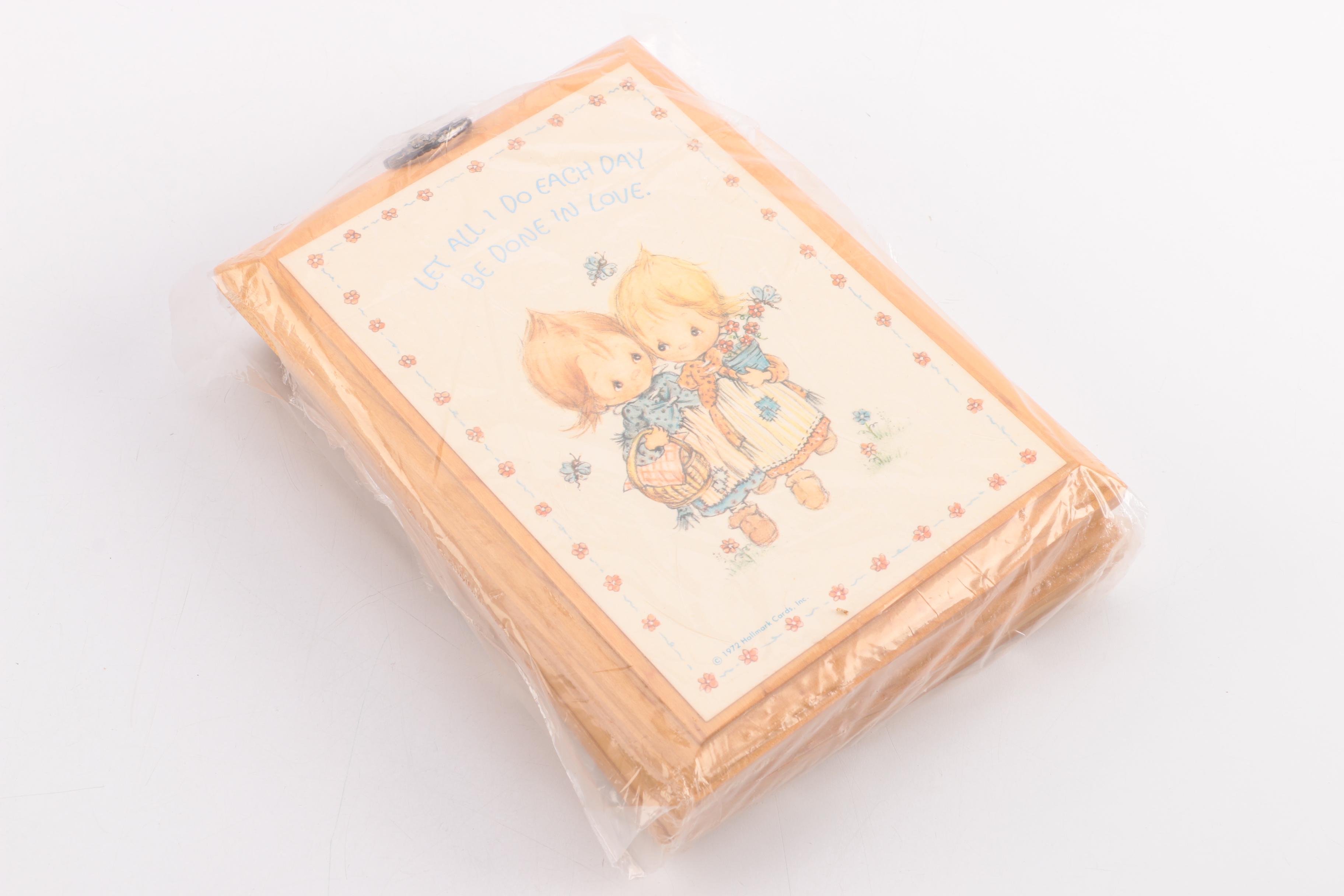 Vintage Hallmark Keepsakes Including Wall Hangings and Greeting Cards