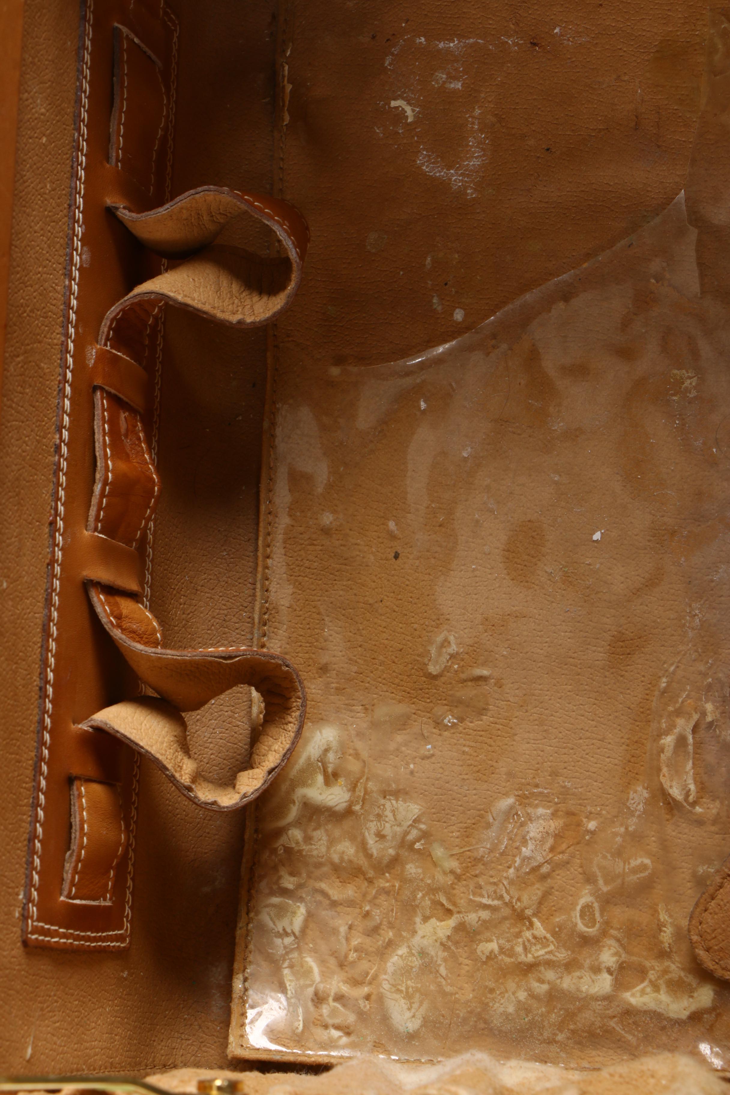 Vintage Gucci GG Supreme Canvas Toiletry Case