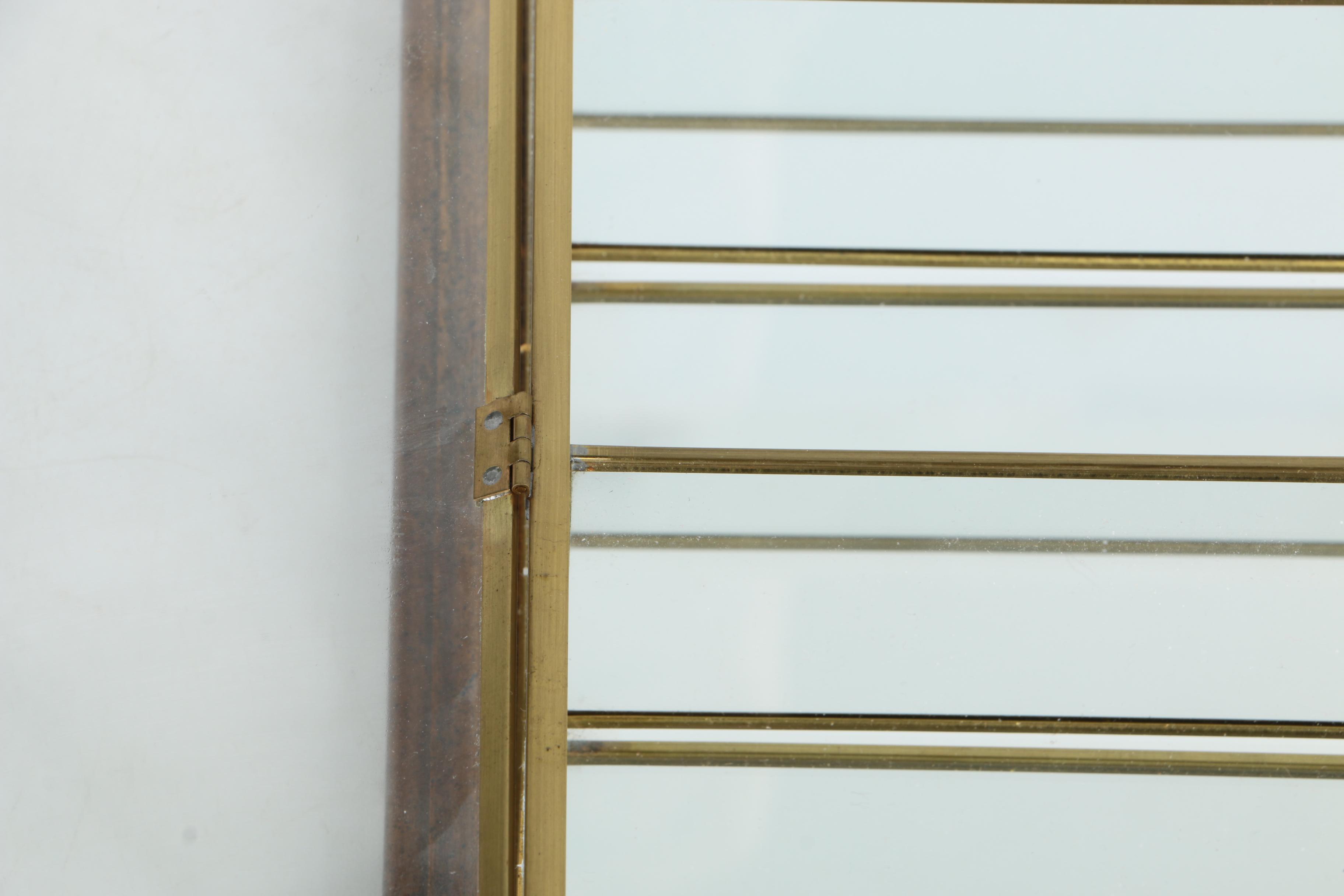 Studio Craft Display Case