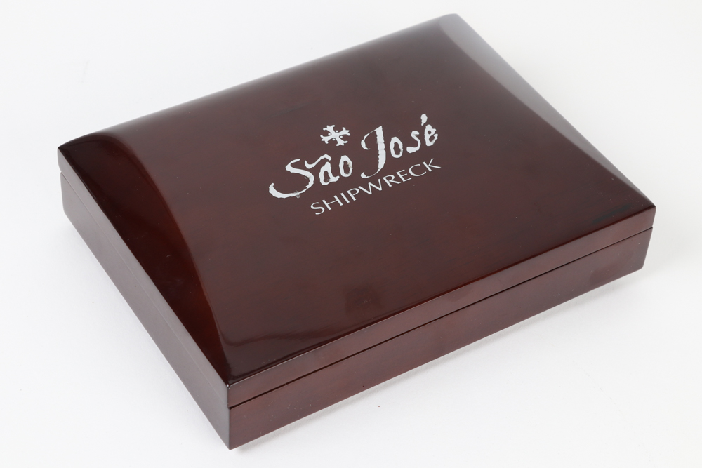 São José Shipwreck Coins and Case