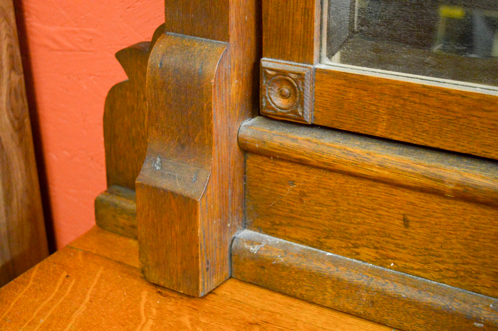 Victorian Oak Chest of Drawers With Mirror