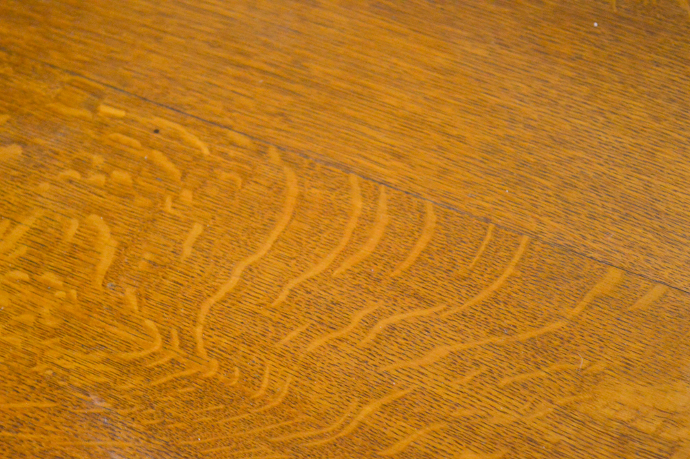 Victorian Oak Chest of Drawers With Mirror