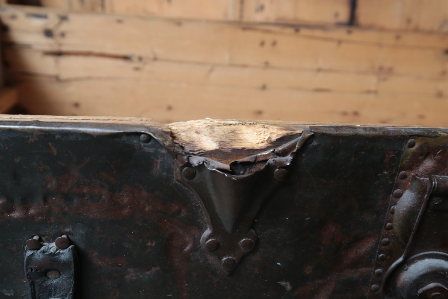 Vintage Yale and Town Trunk