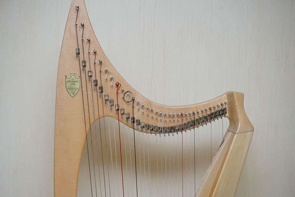 Lyon & Healy Troubadour Lever Harp