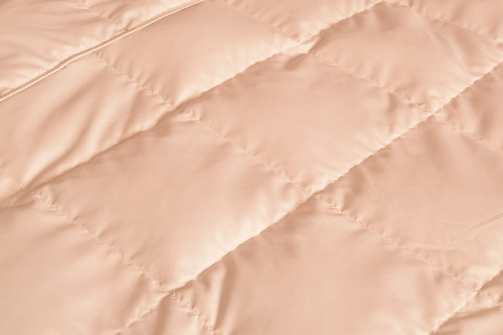 Maple Sleigh Full-Size Bed