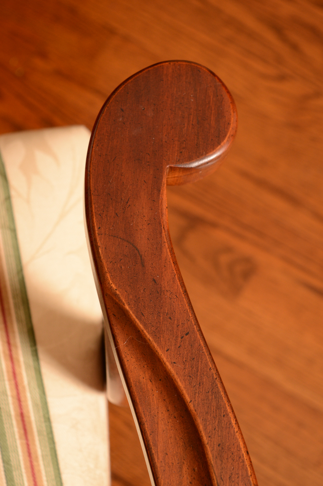 Queen Anne Style Dining Table with Chairs