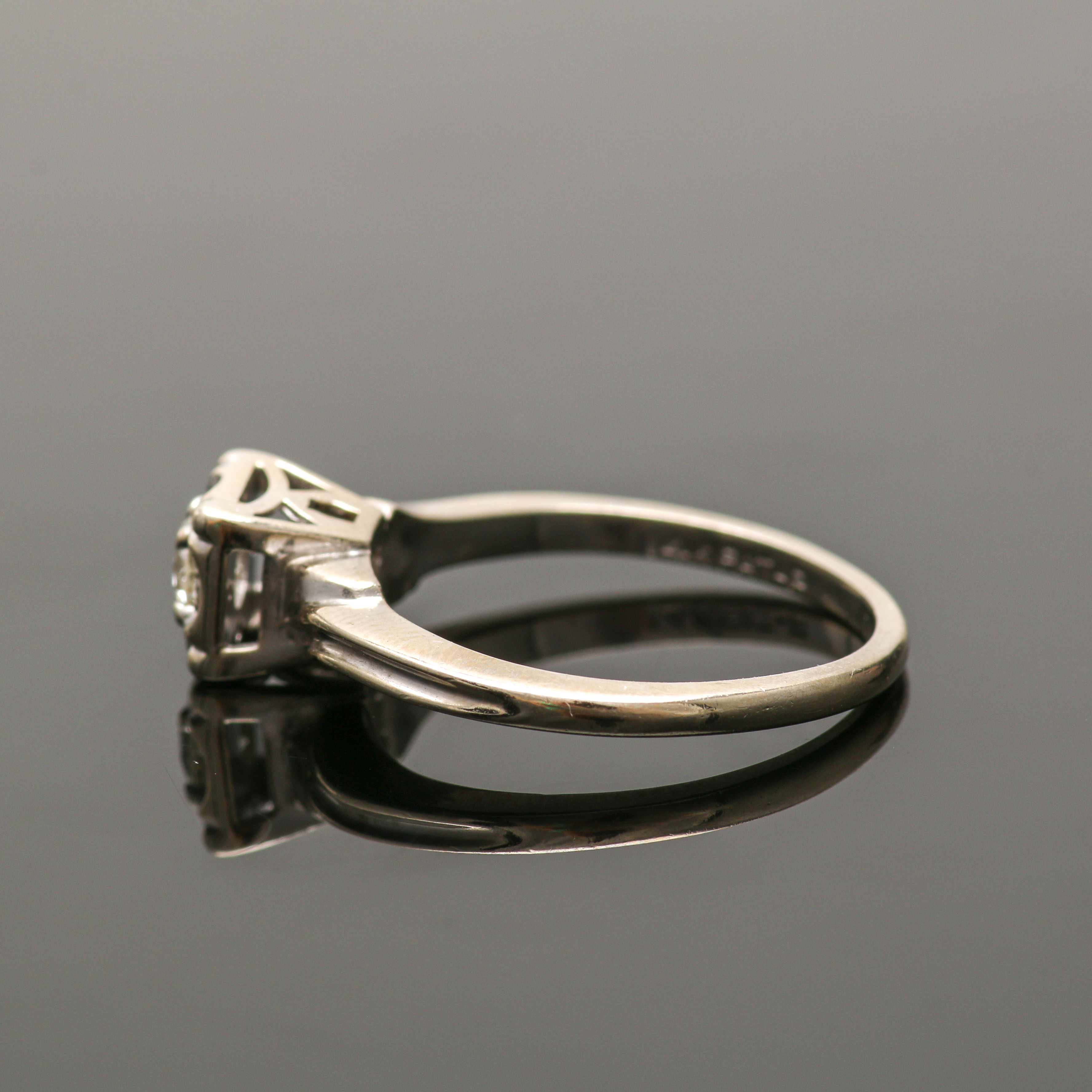 14K White Gold Diamond Ring