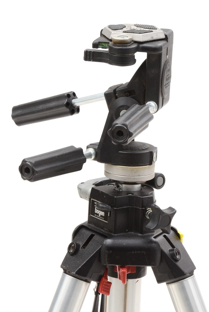 Bogen 3051 Professional Tripod