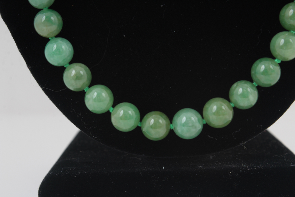 Nephrite Bead Necklace