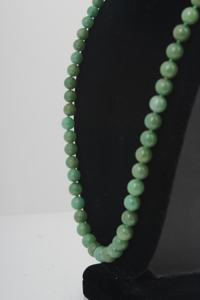 Nephrite Bead Necklace
