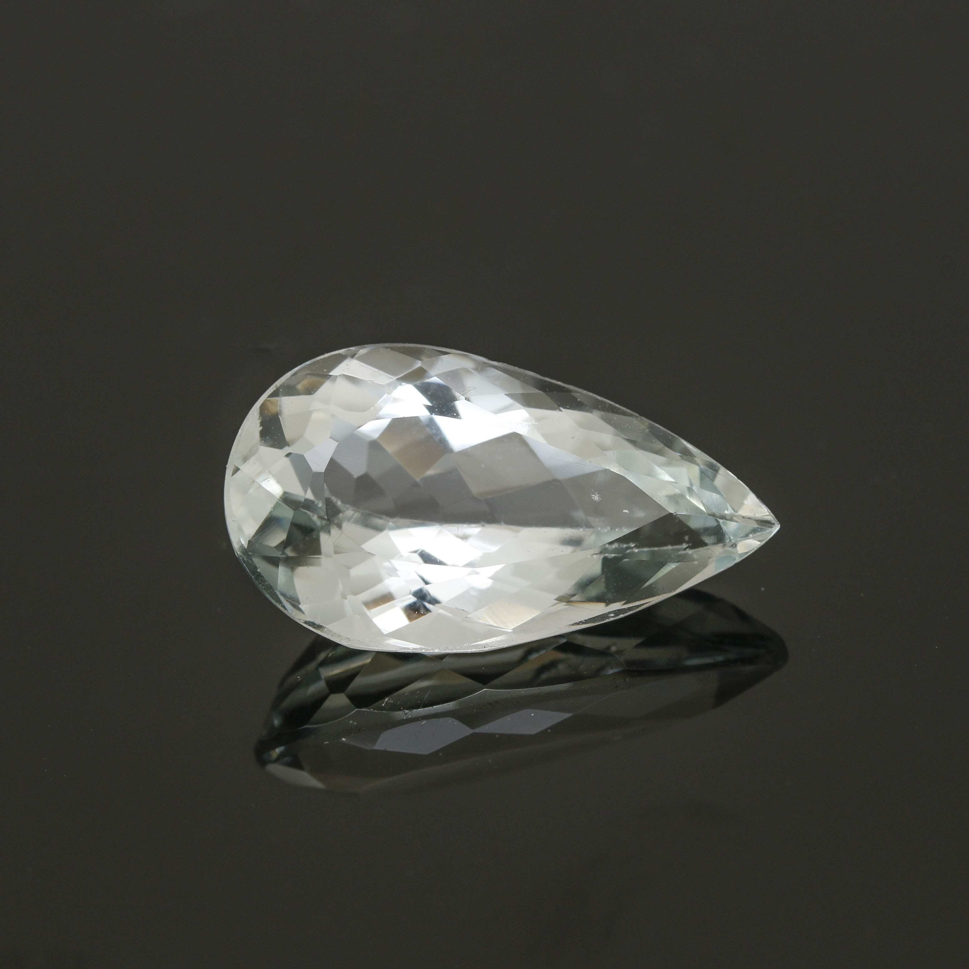Loose 8.56 CT Aquamarine Gemstone