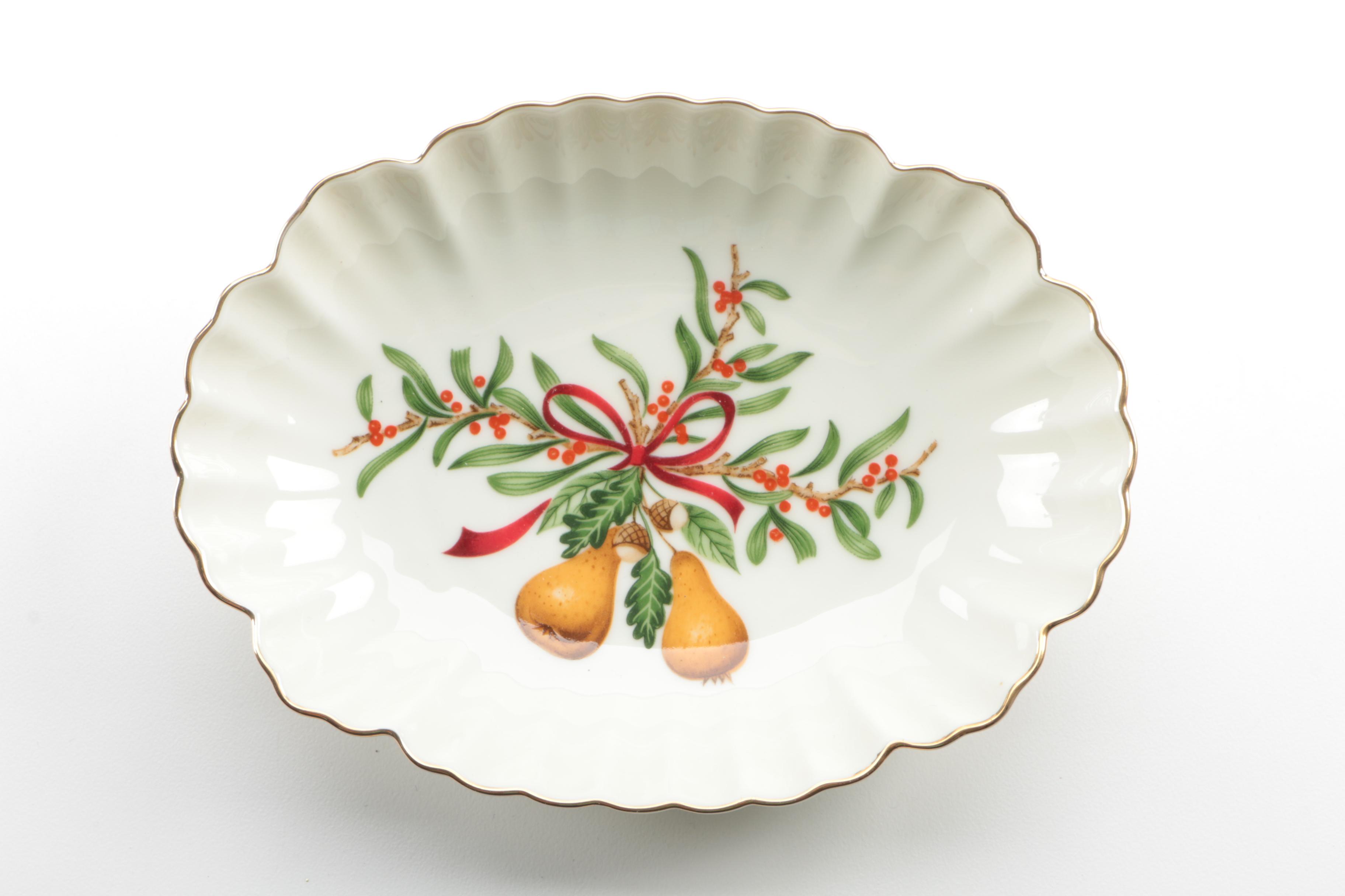 Holiday Tableware Including Royal Gallery "Queensberry" 1990s