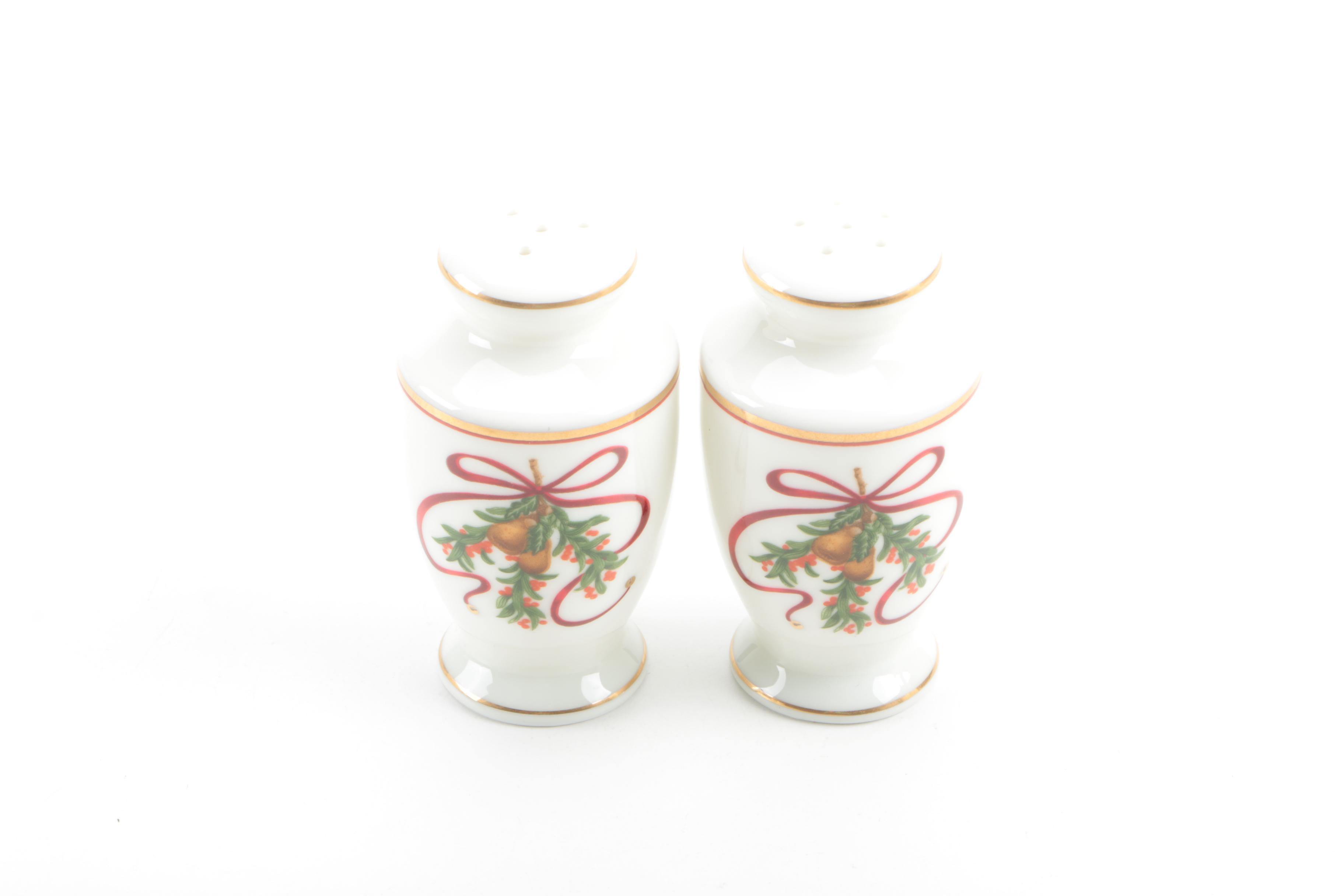 Holiday Tableware Including Royal Gallery "Queensberry" 1990s