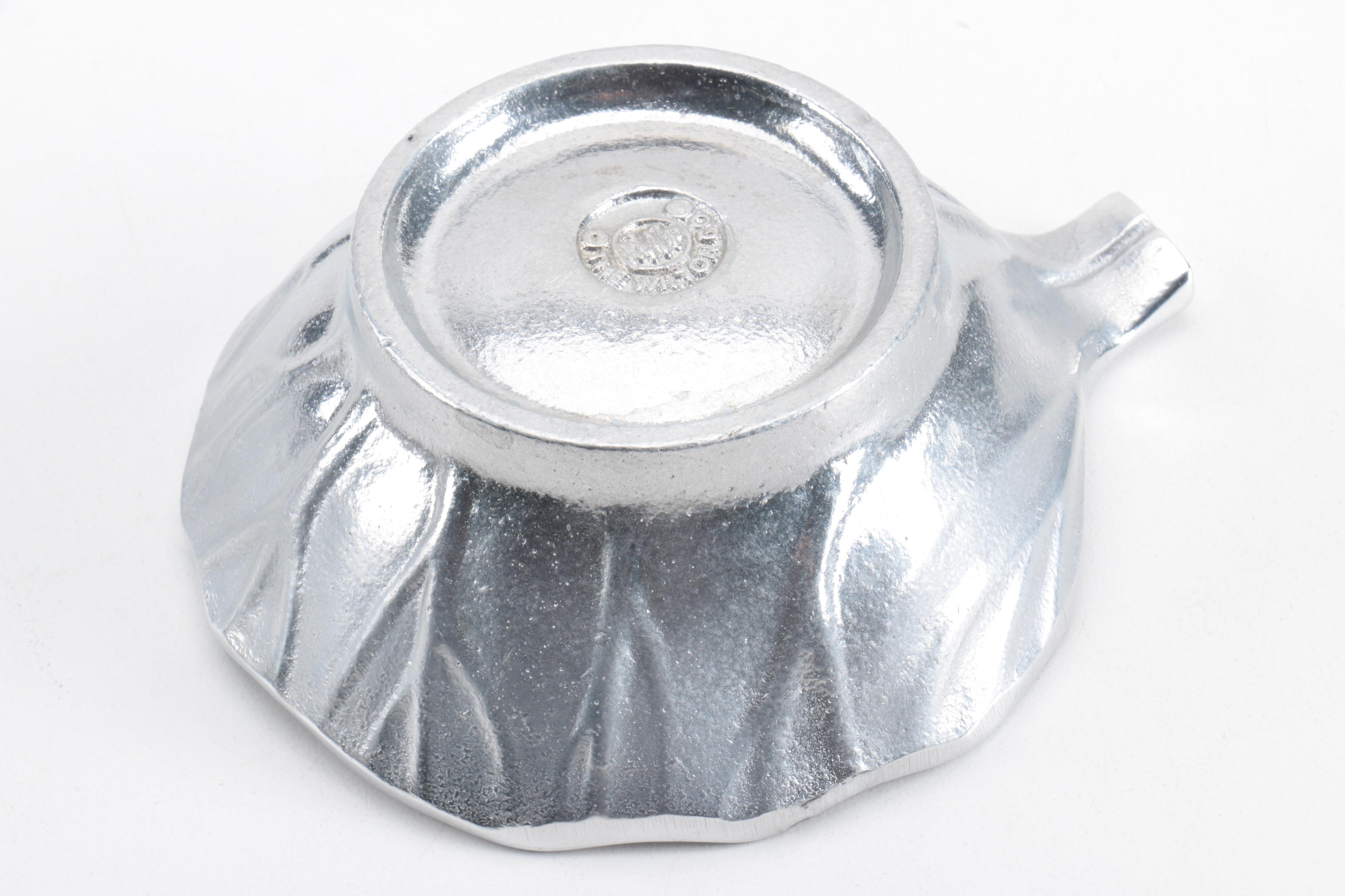 Pairing of Wilton Armetale Alloy Hors d'oeuvre Serving Bowls