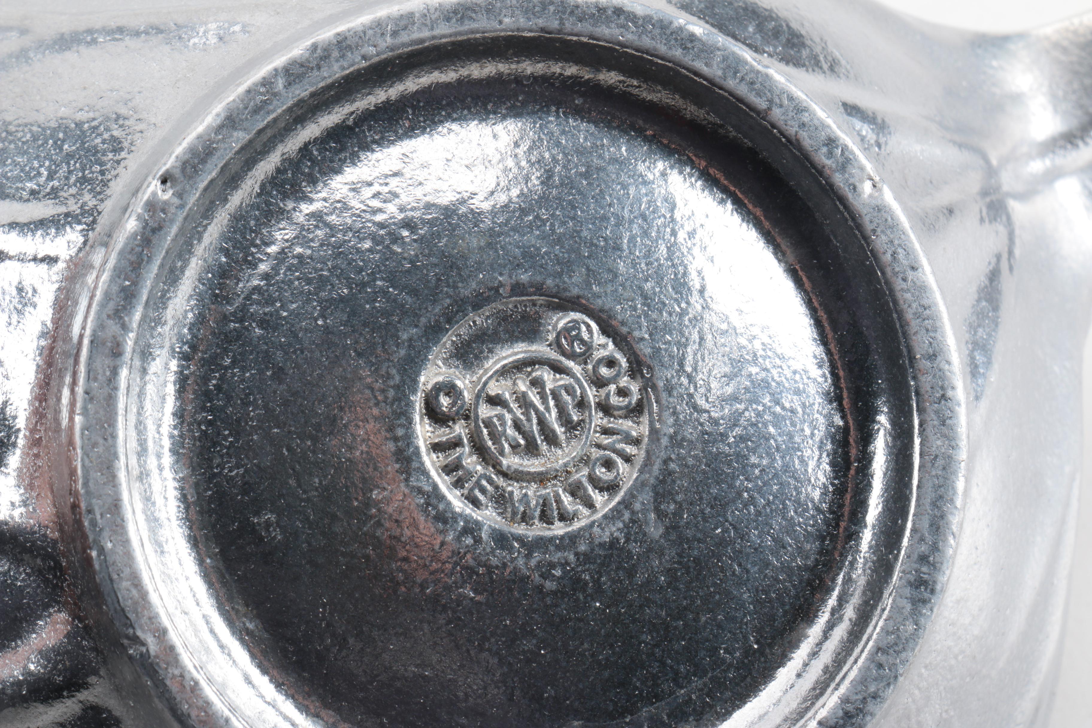 Pairing of Wilton Armetale Alloy Hors d'oeuvre Serving Bowls