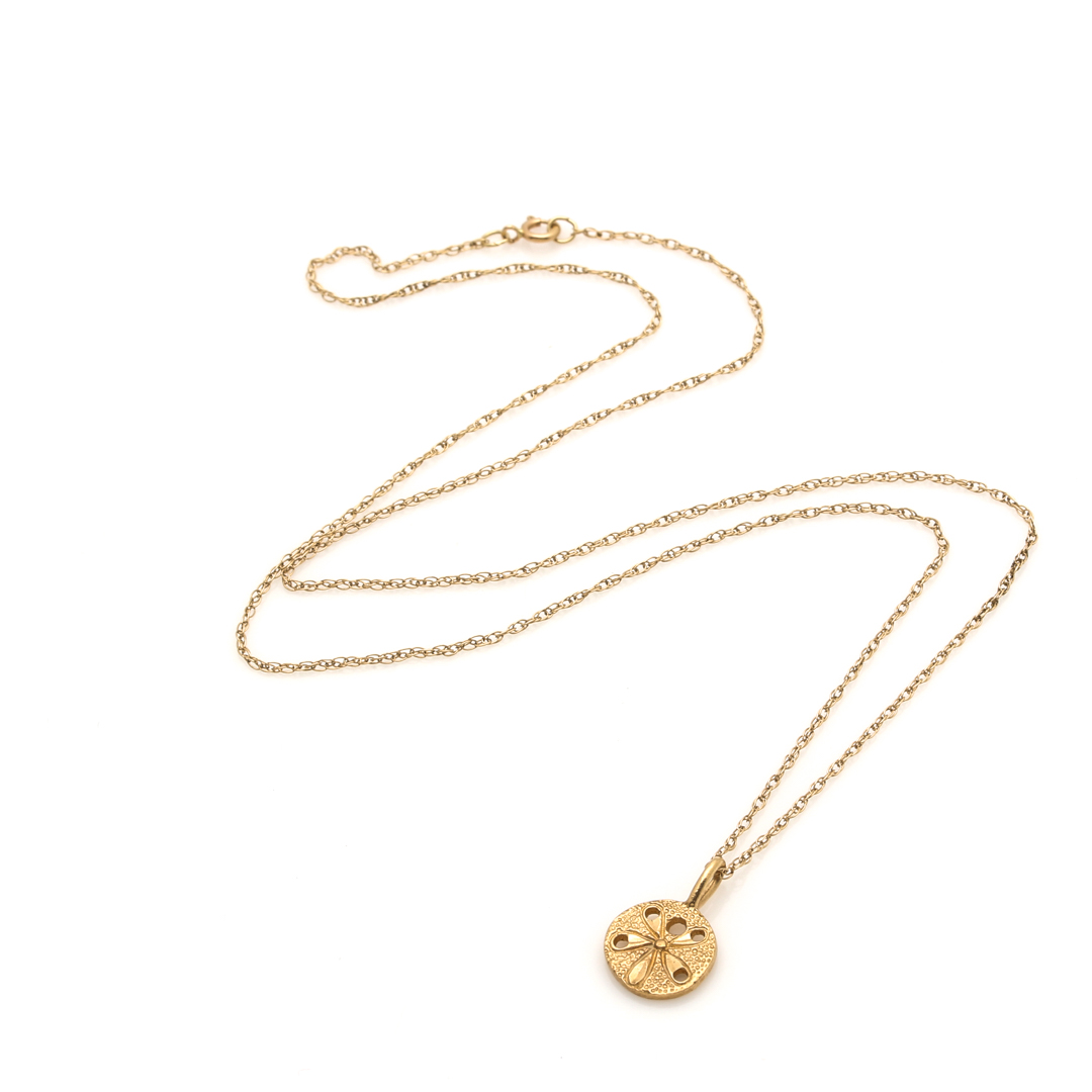 14K Yellow Gold Sand Dollar Pendant Necklace