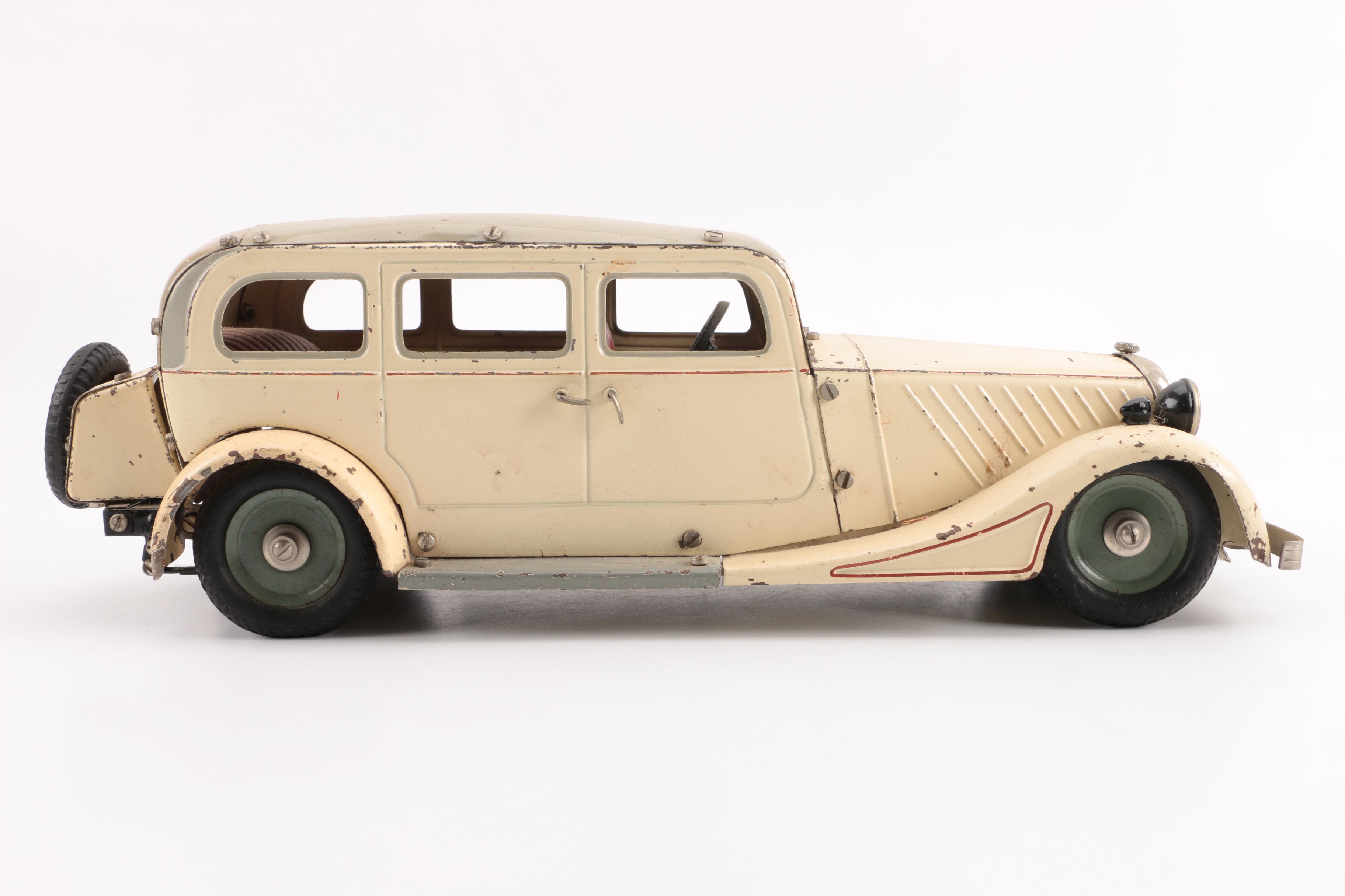 Märklin Model 1104 Tin Wind-Up Pullman Limousine