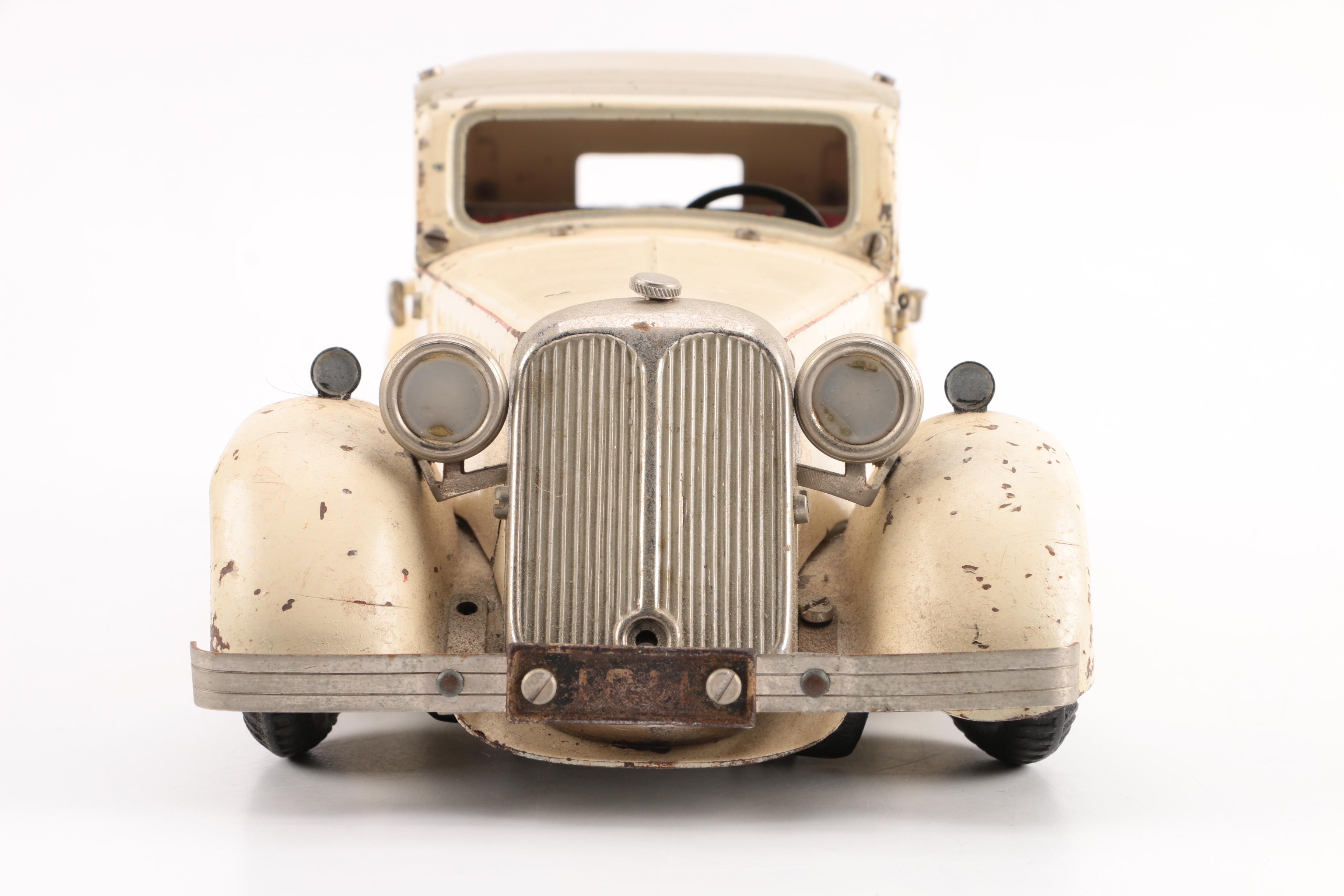 Märklin Model 1104 Tin Wind-Up Pullman Limousine