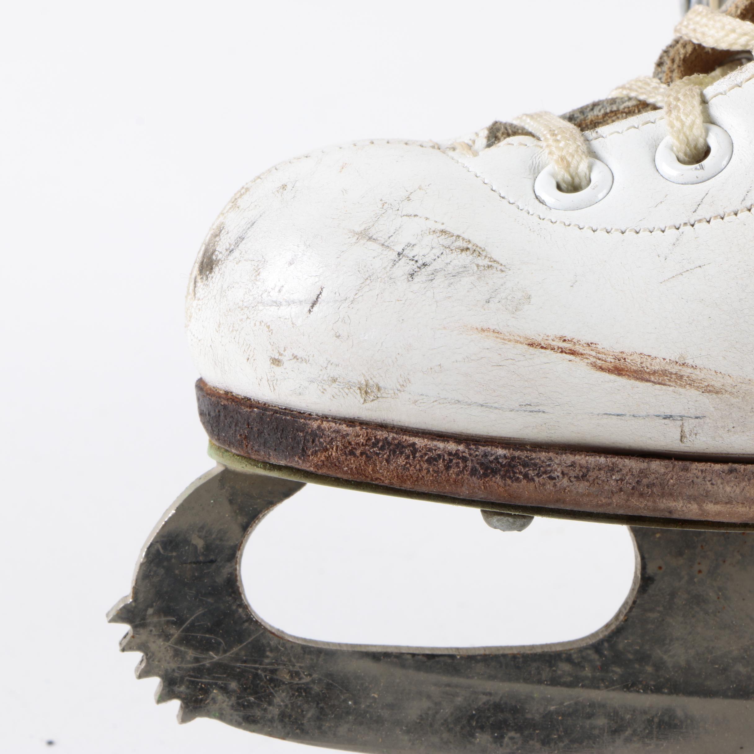 Vintage Ice Skates
