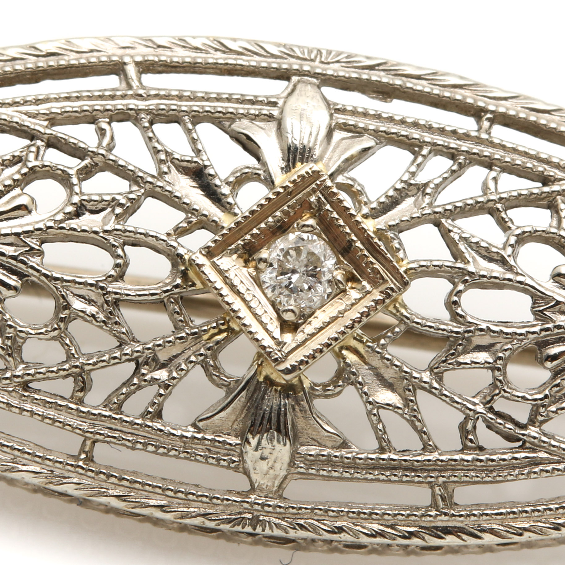 14K White Gold Diamond Filigree Brooch