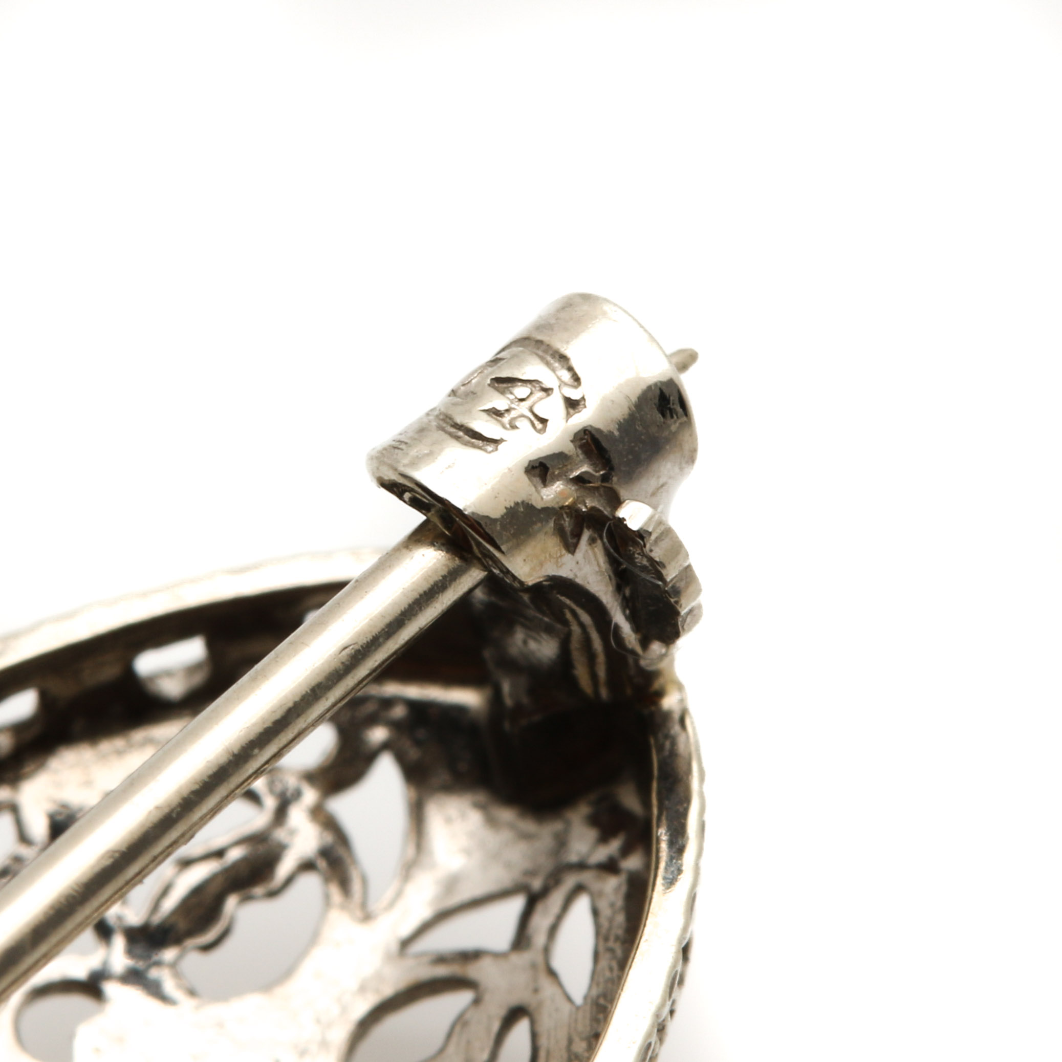 14K White Gold Diamond Filigree Brooch