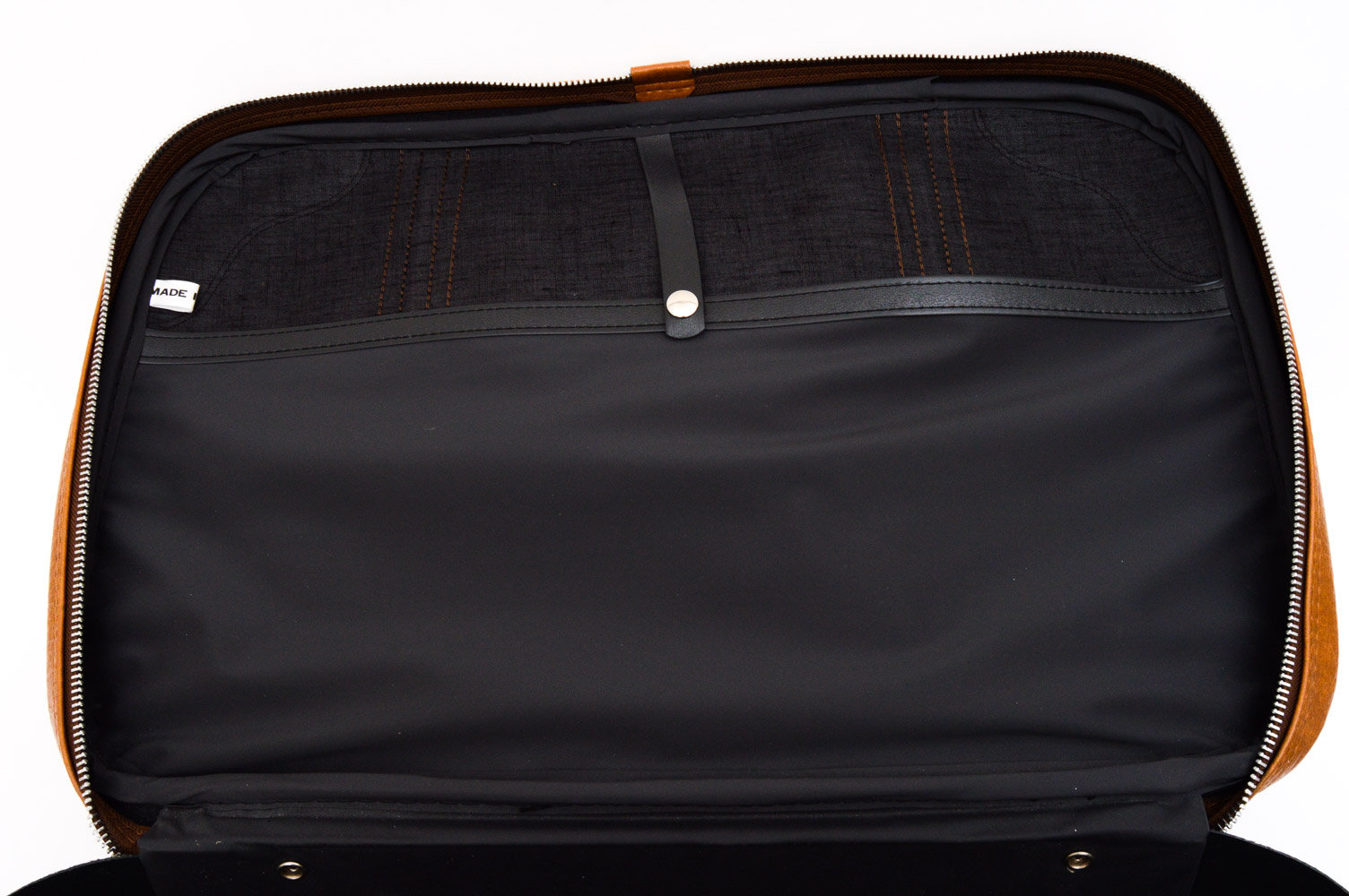 Vintage Lynx Suitcase and Travel Accessories