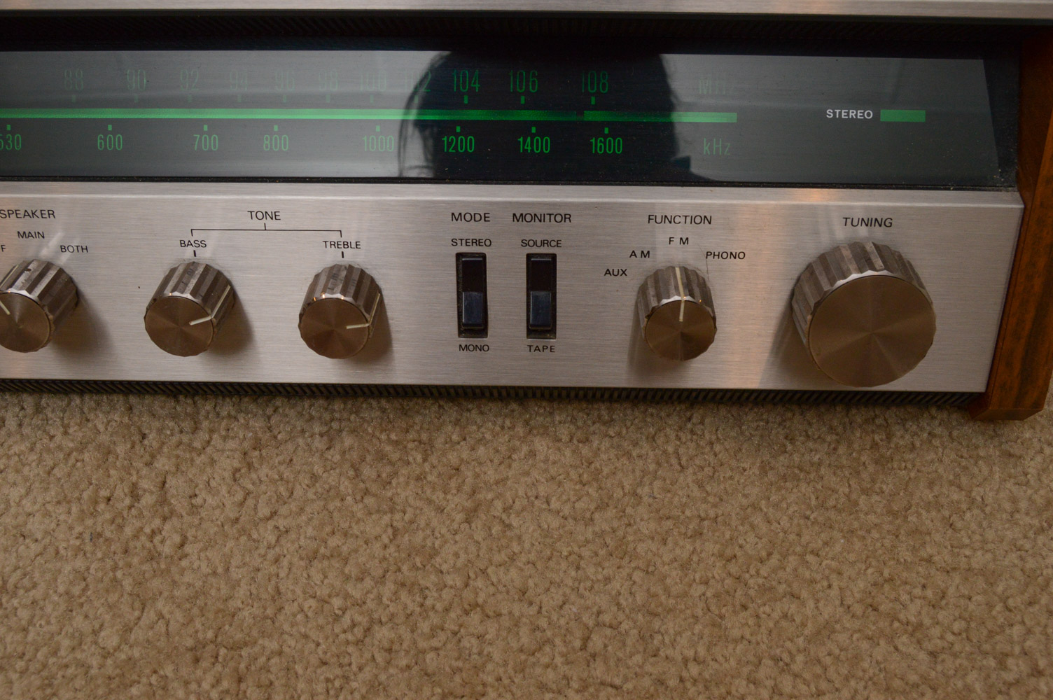 Sony Stereo Music System HP-210A Turntable with Sony SS-210A Speakers