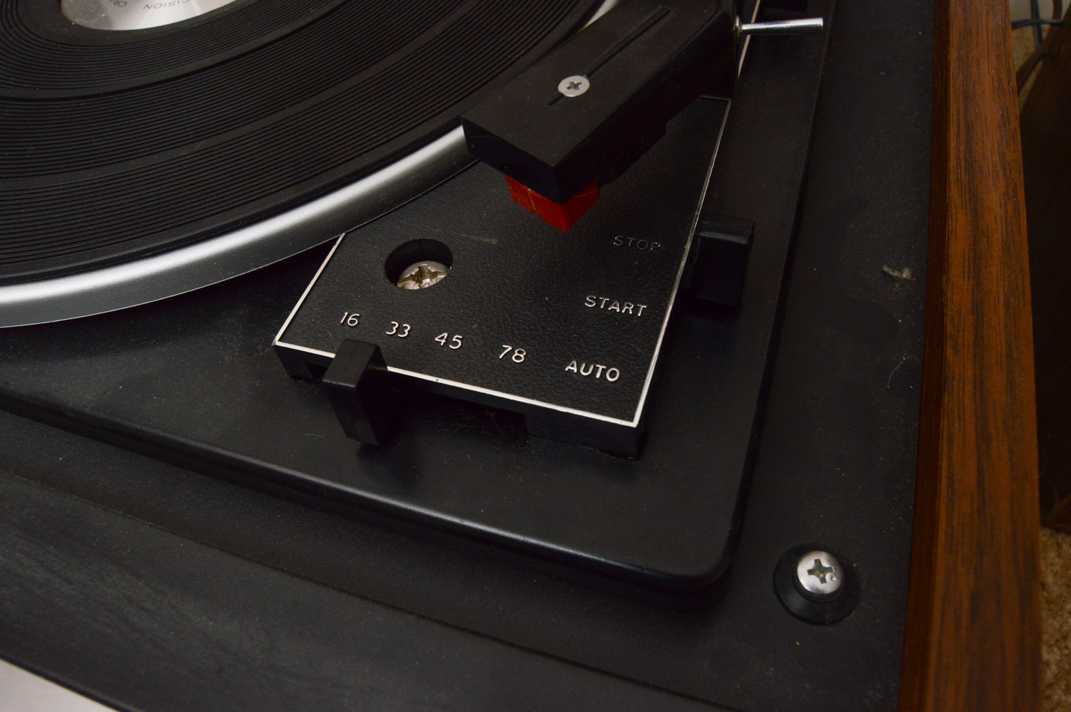 Sony Stereo Music System HP-210A Turntable with Sony SS-210A Speakers