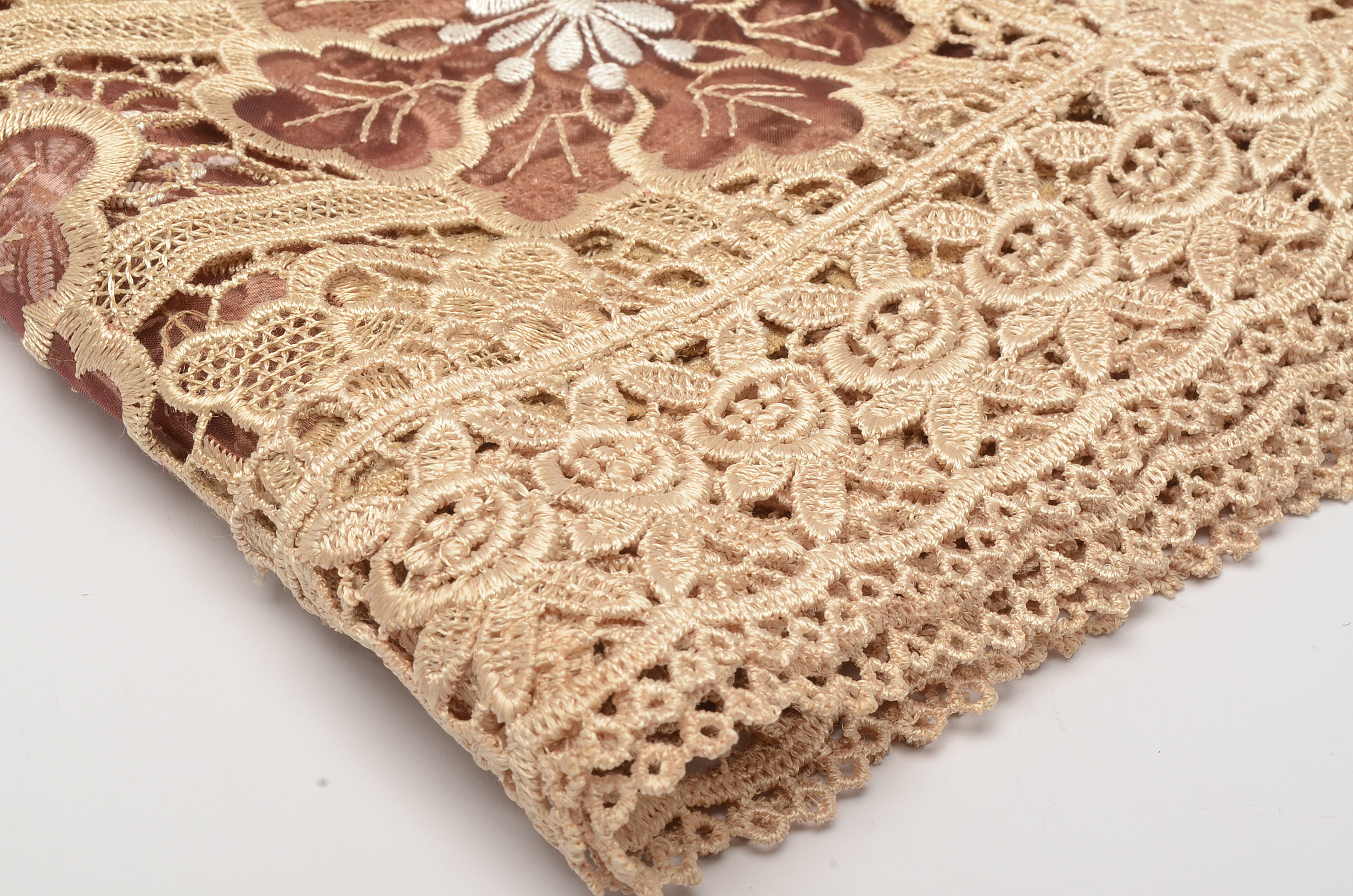 Lace Runner or Doily