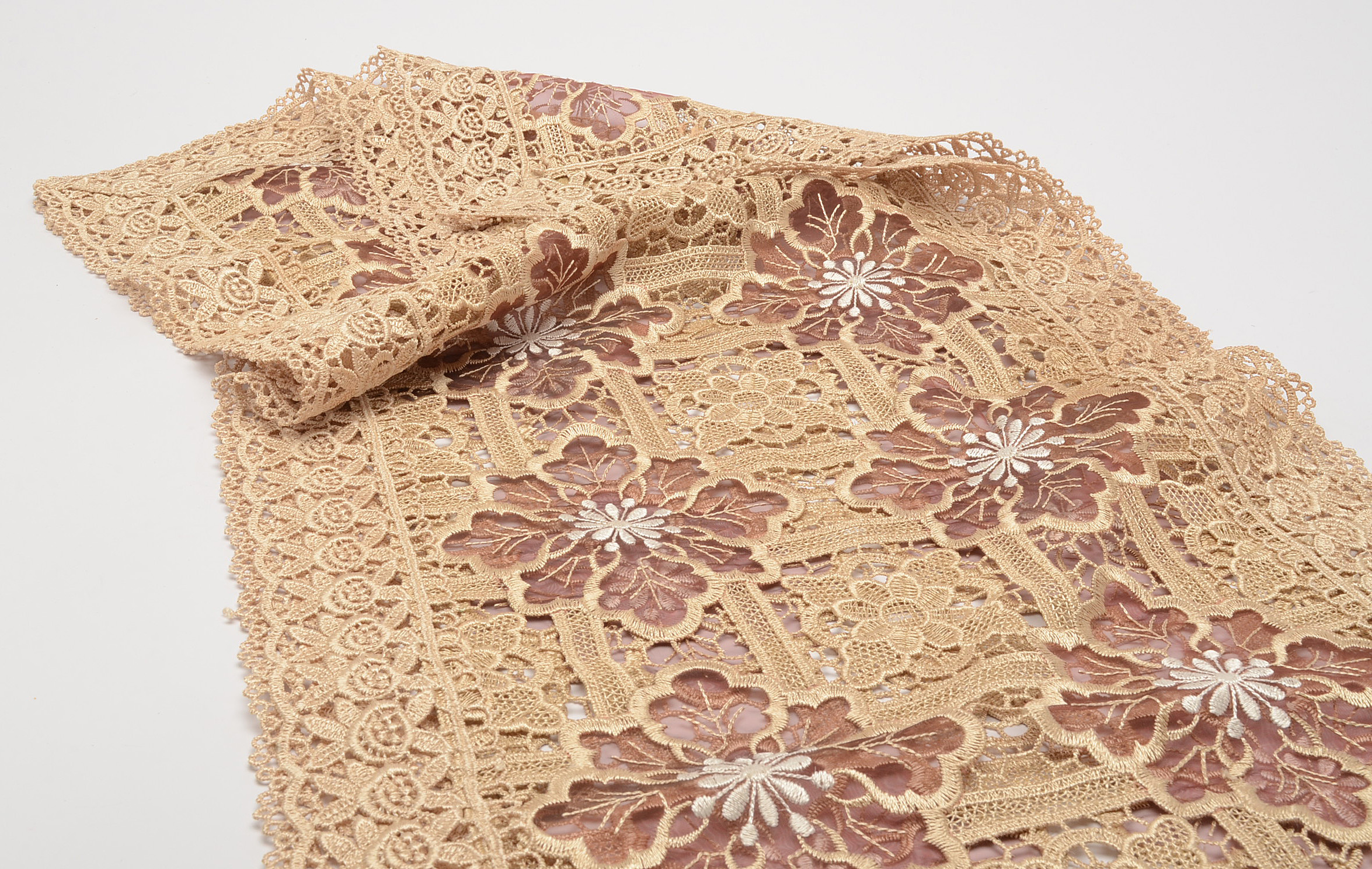 Lace Runner or Doily