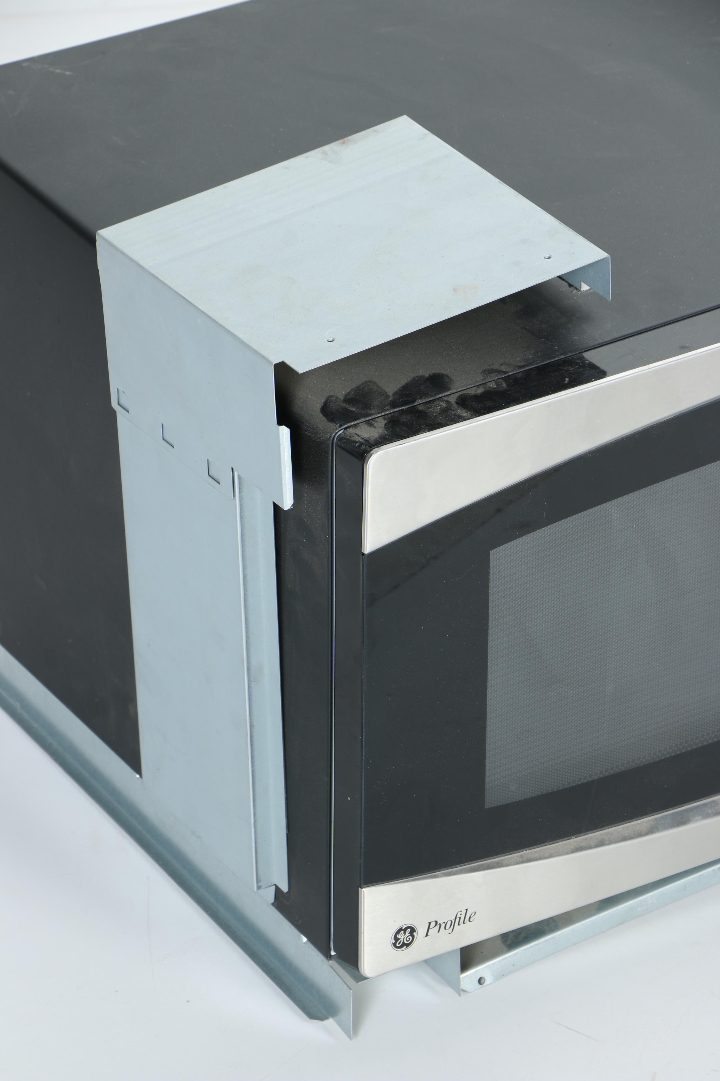 General Electric Profile Microwave Oven